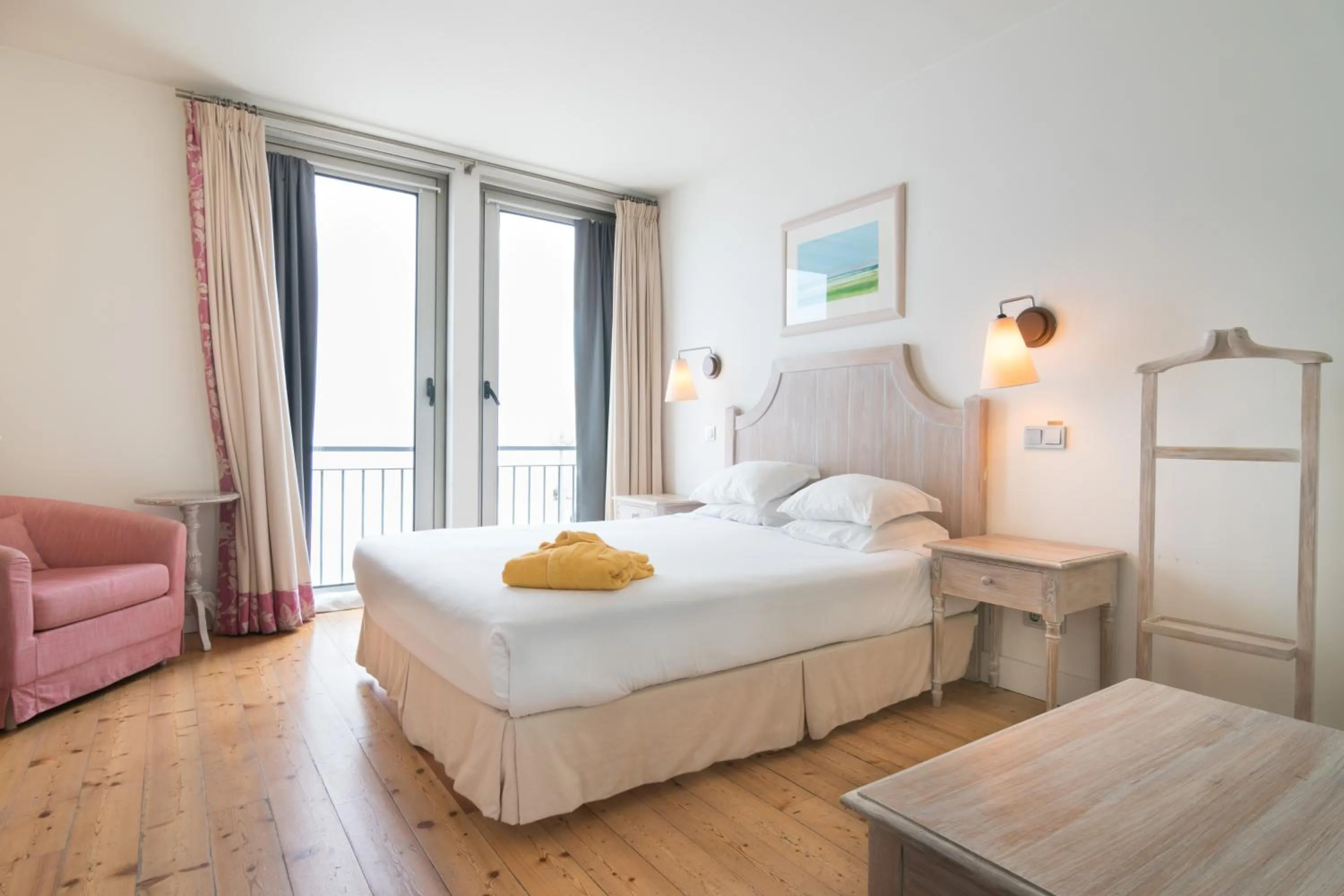 Double or Twin Room with Land View in Casa do Médico de São Rafael