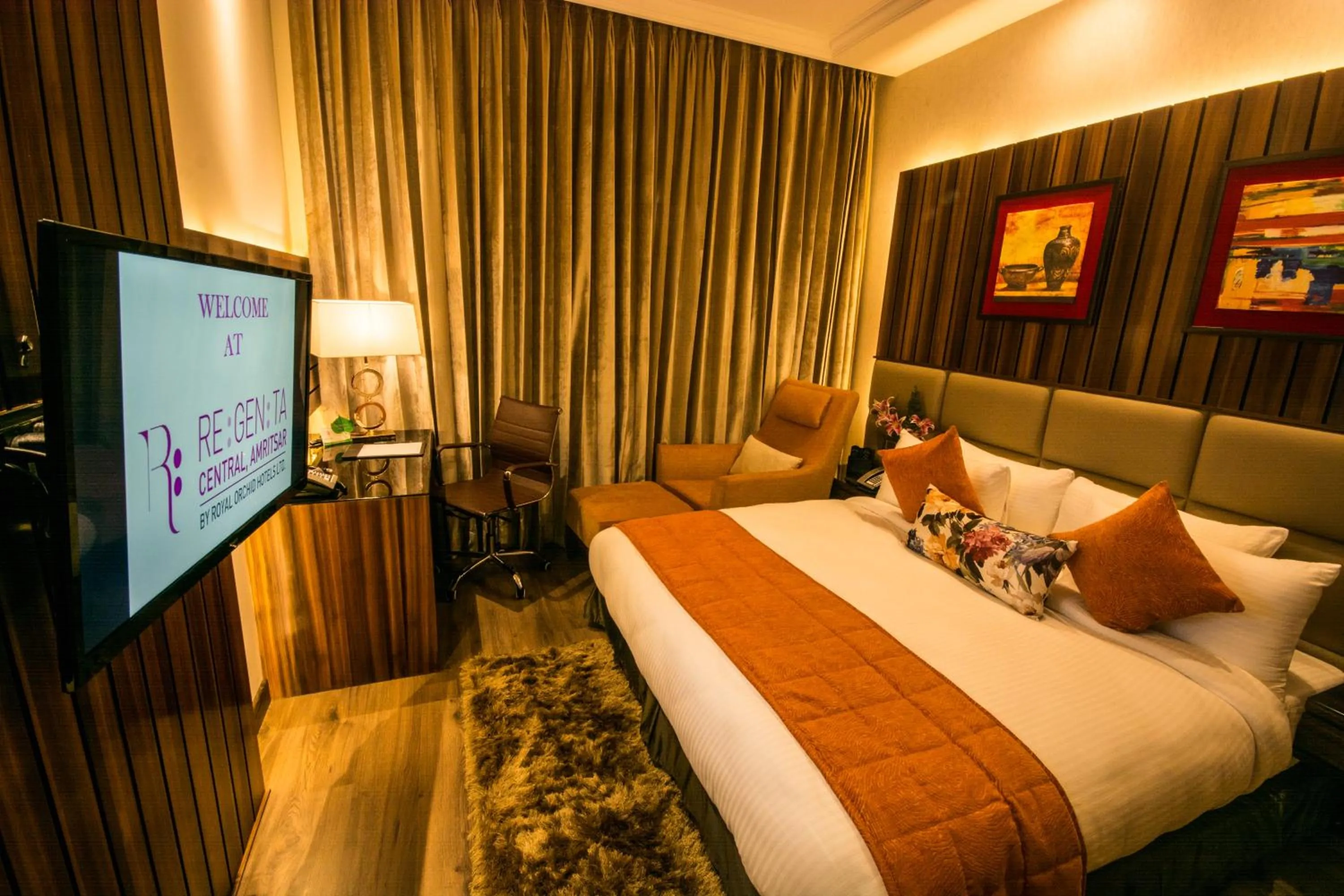 Executive Room - single occupancy - Enjoy Happy Hour 1+1 mocktail Timing 11am-7pm in Regenta Central Amritsar