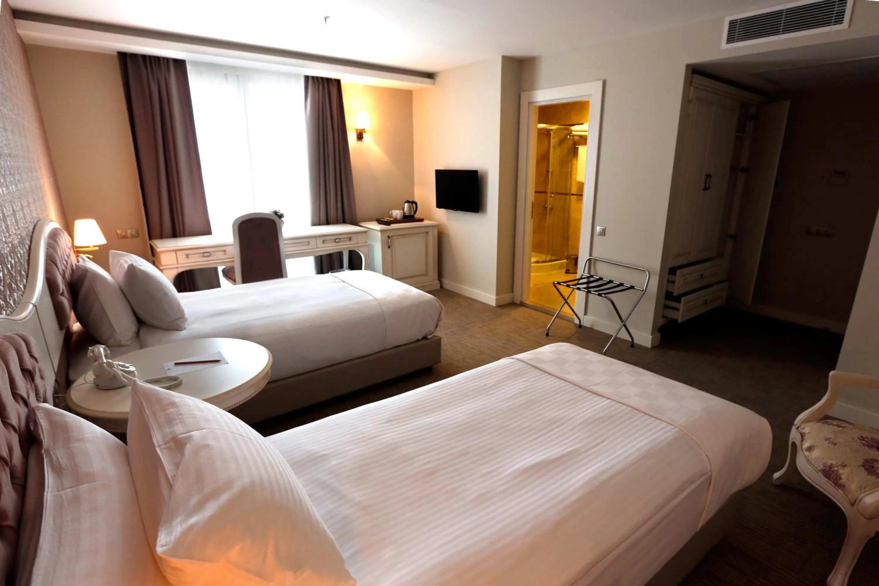 Twin Room with City View in Hanzade Park Hotel