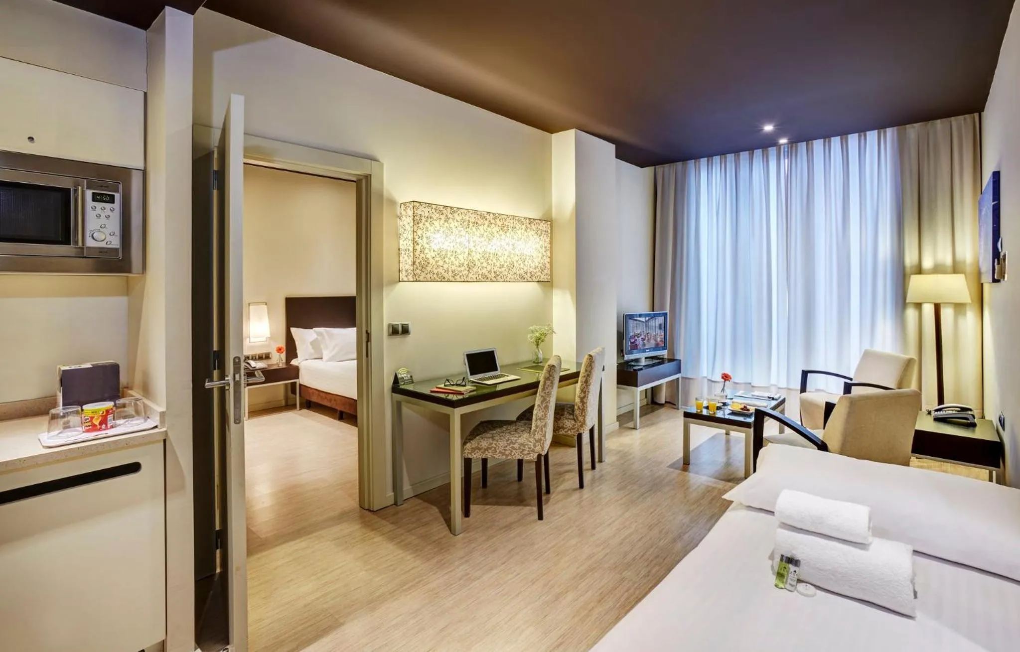 Junior Suite Triple in Sercotel Boulevard Vitoria-Gasteiz