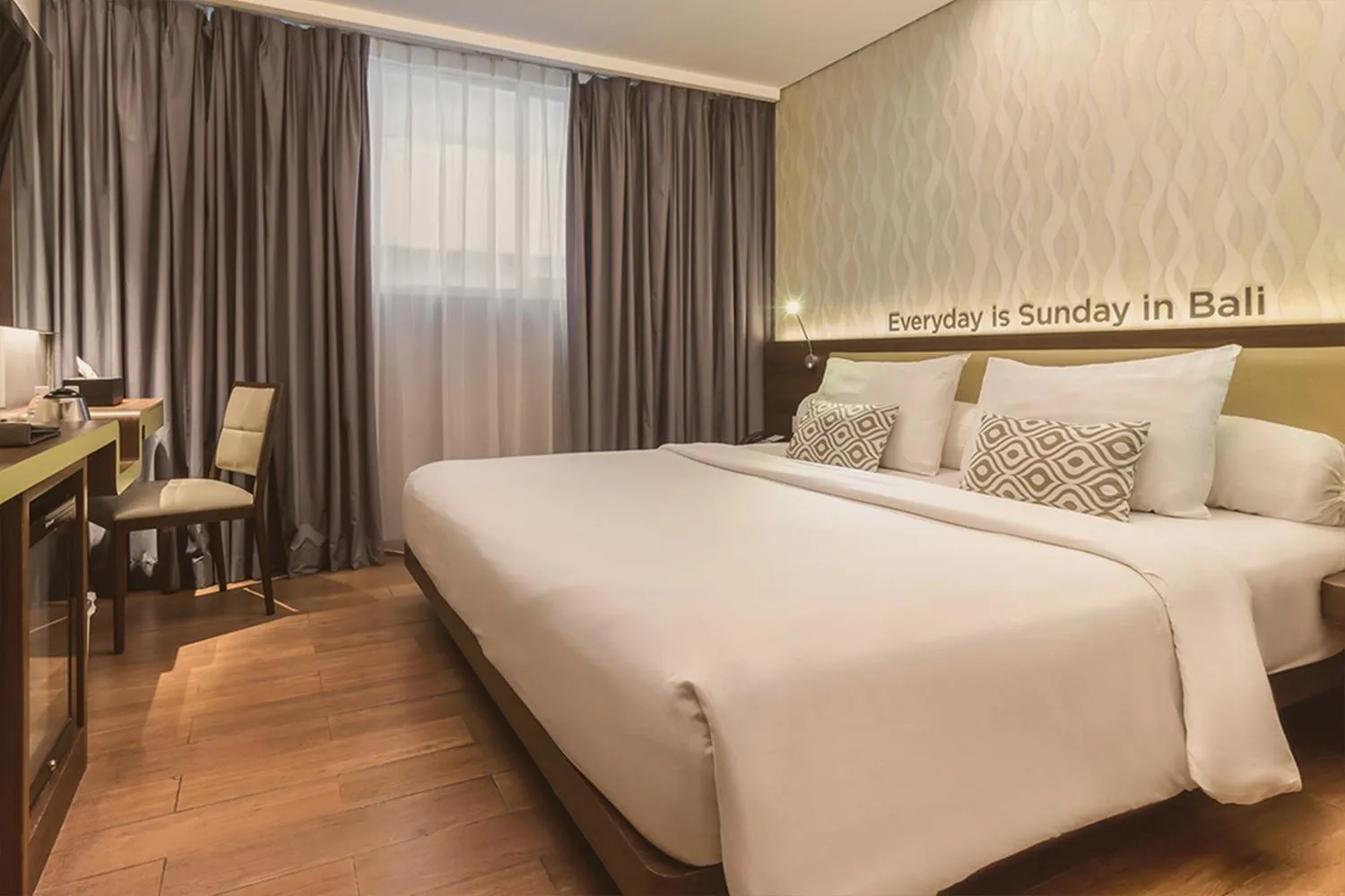 Early Booker Hot Deal at Superior Room with Free Benefit in Infinity8 Bali