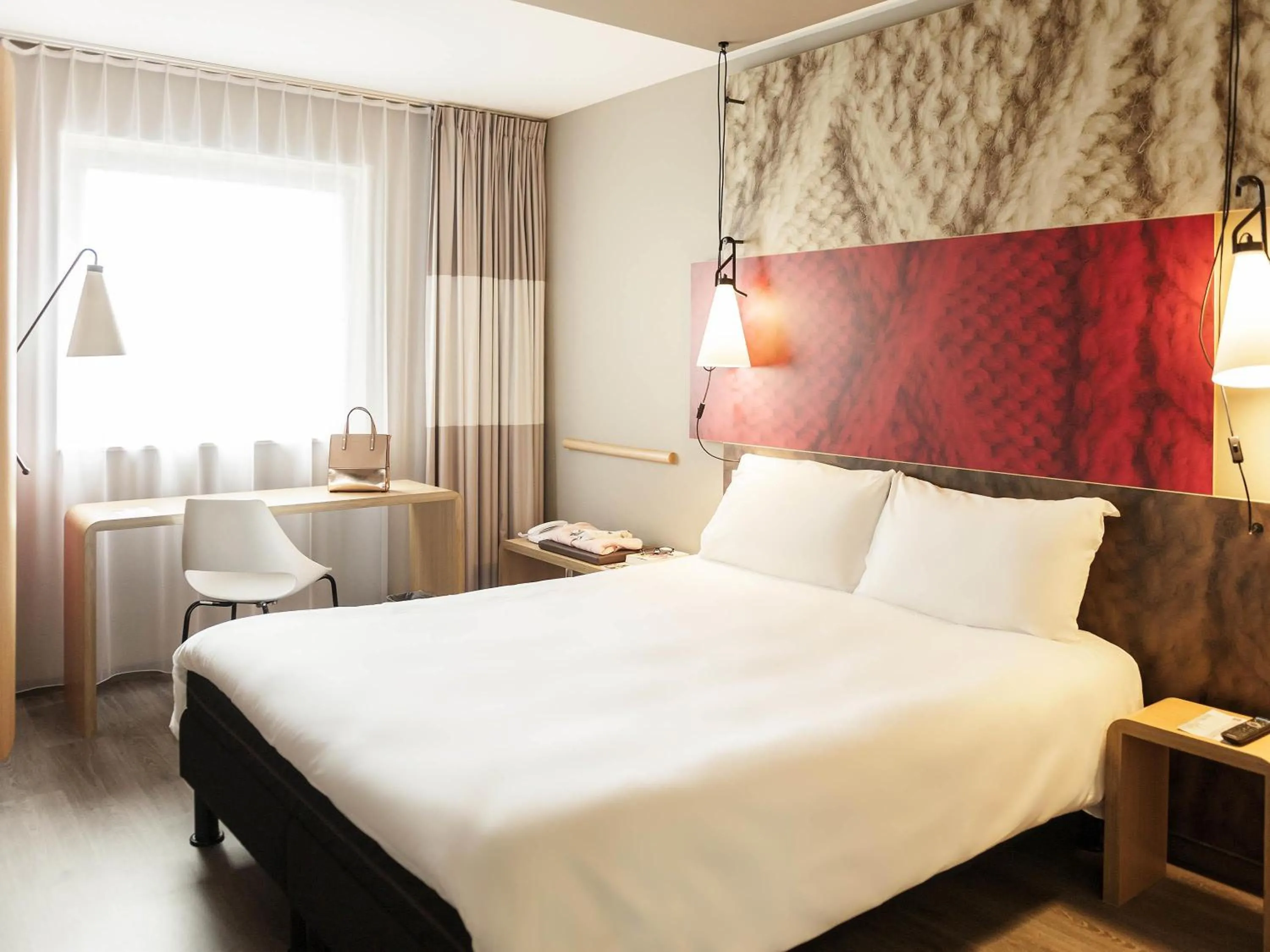 Standard Room with One Double Bed or Two Single Beds in ibis De Haan