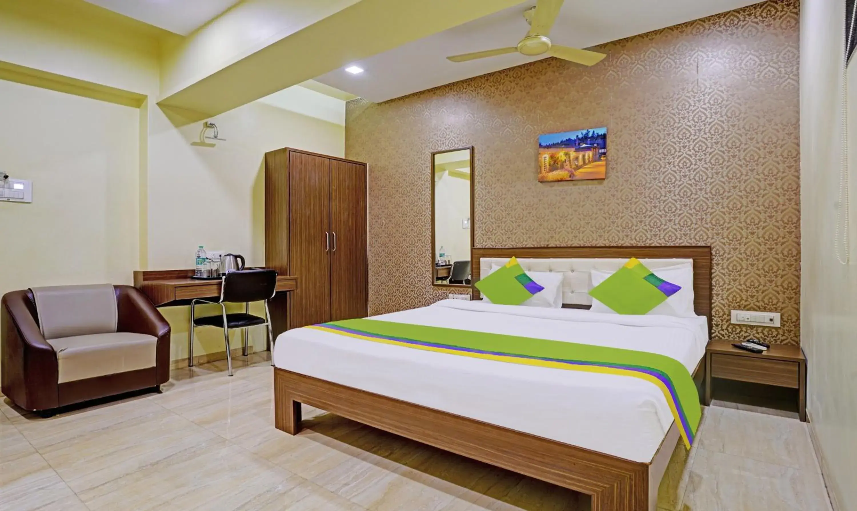 Treebo De Grandeur Anand Nagar Treebo De Grandeur Anand Nagar