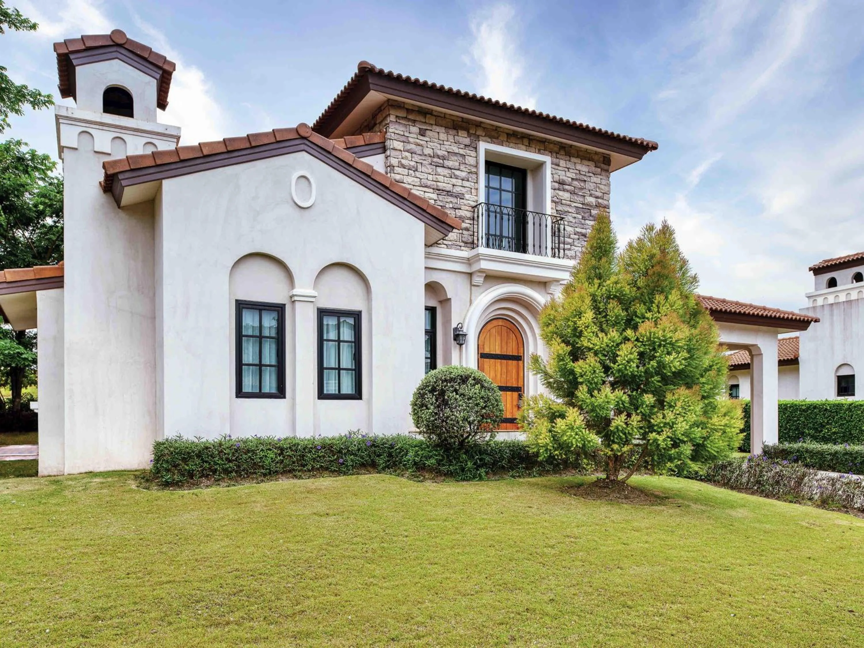 Three-Bedroom Garden Villa in Mövenpick Resort Khao Yai