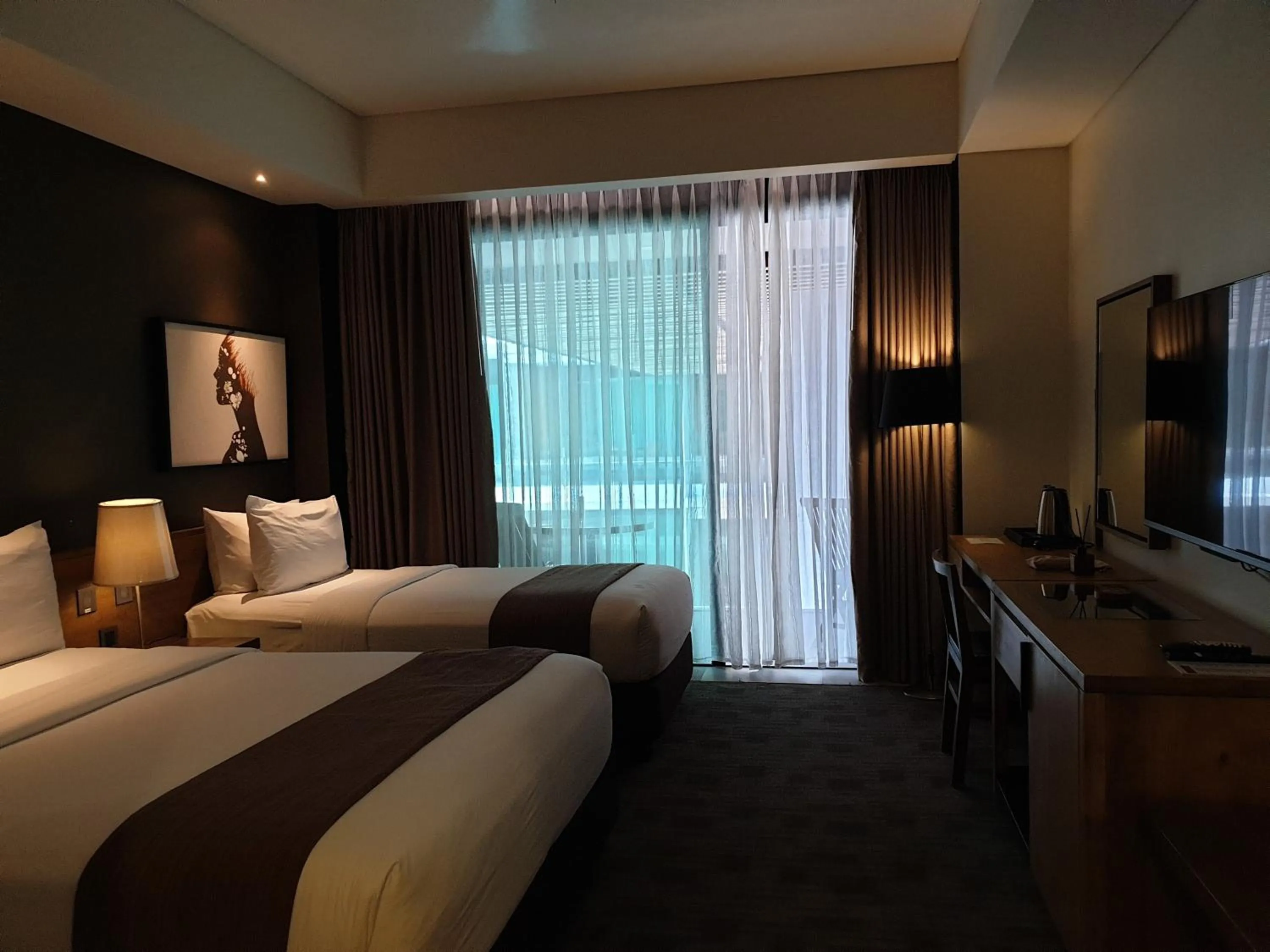 Deluxe Premiere in Escala Tagaytay