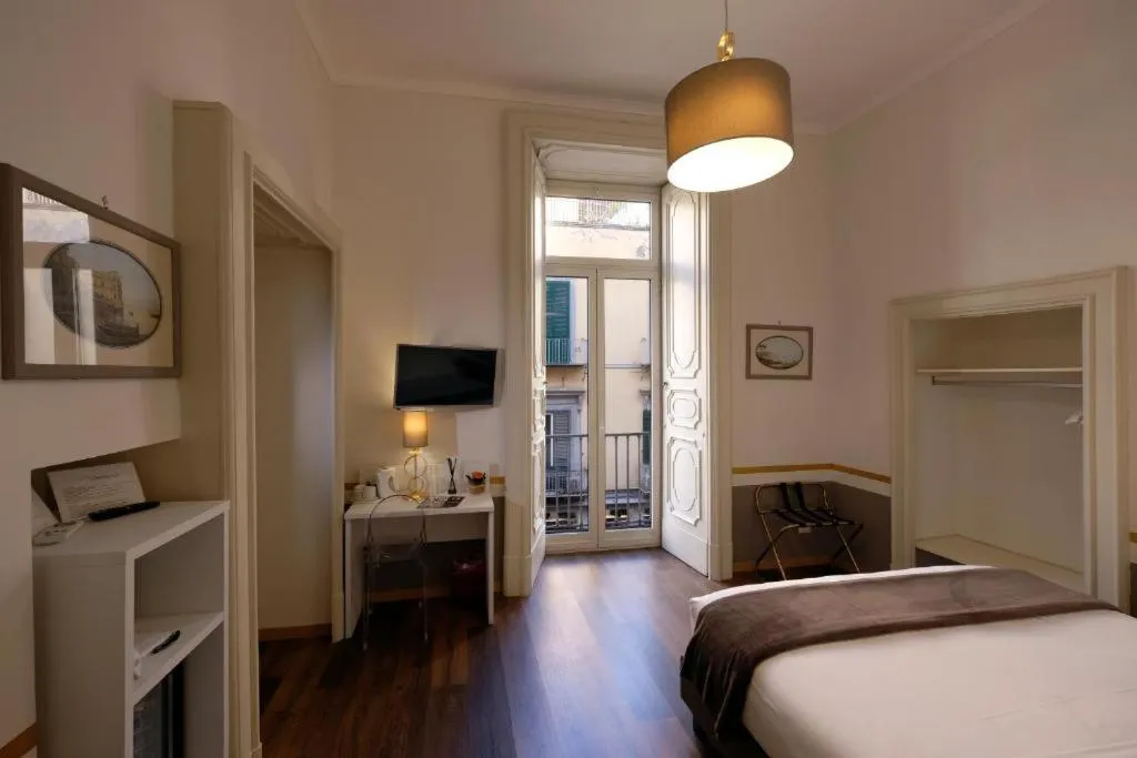 Superior Double Room in Napoli Class