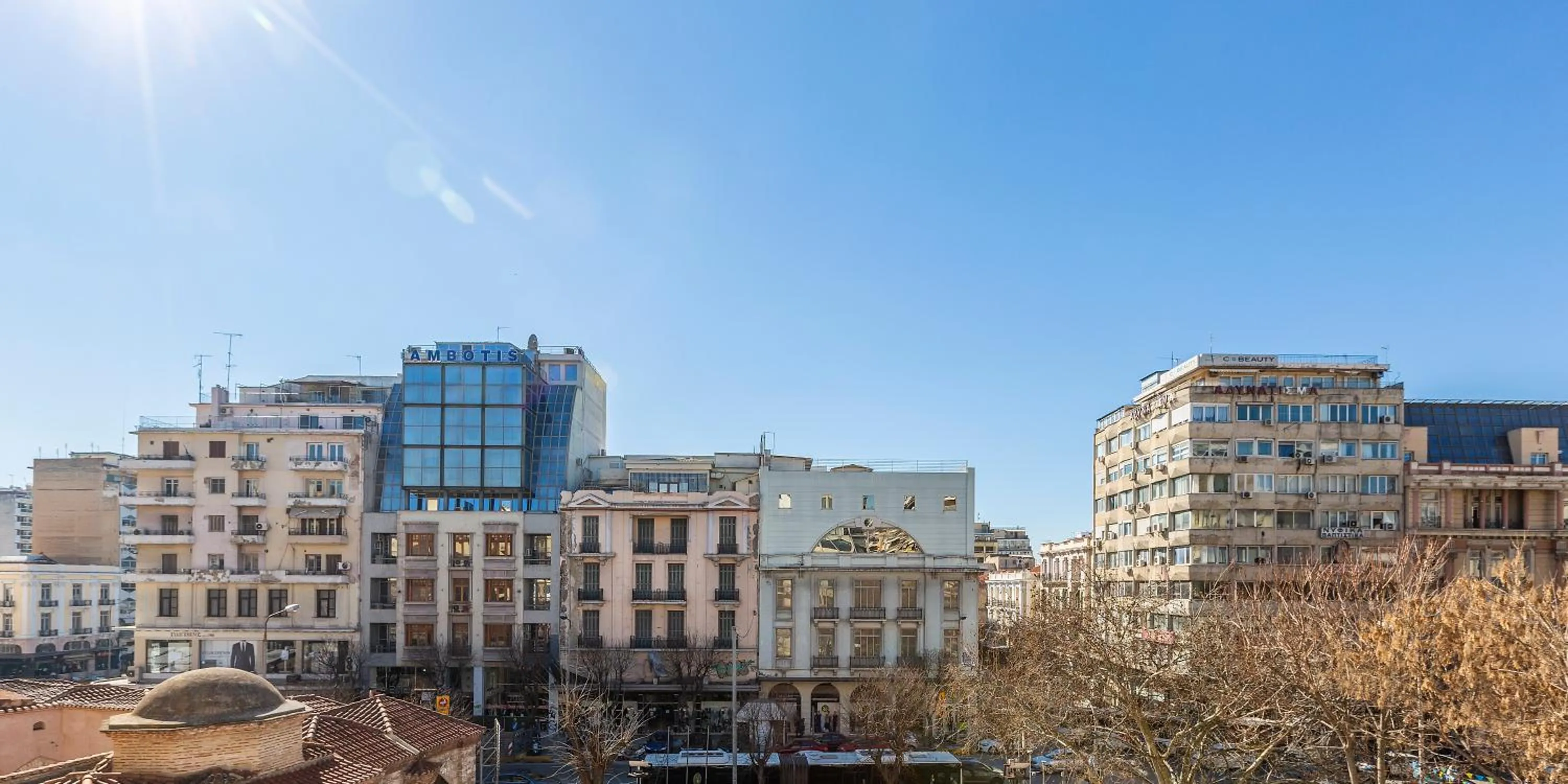 Executive Room in The Caravan