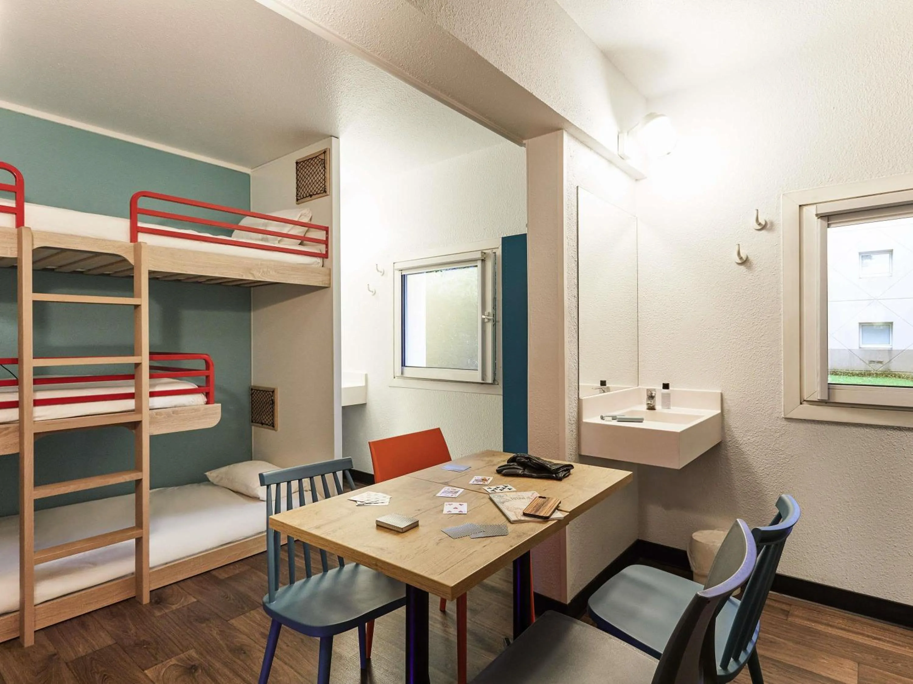 Classic Family Room in HotelF1 Perpignan Sud