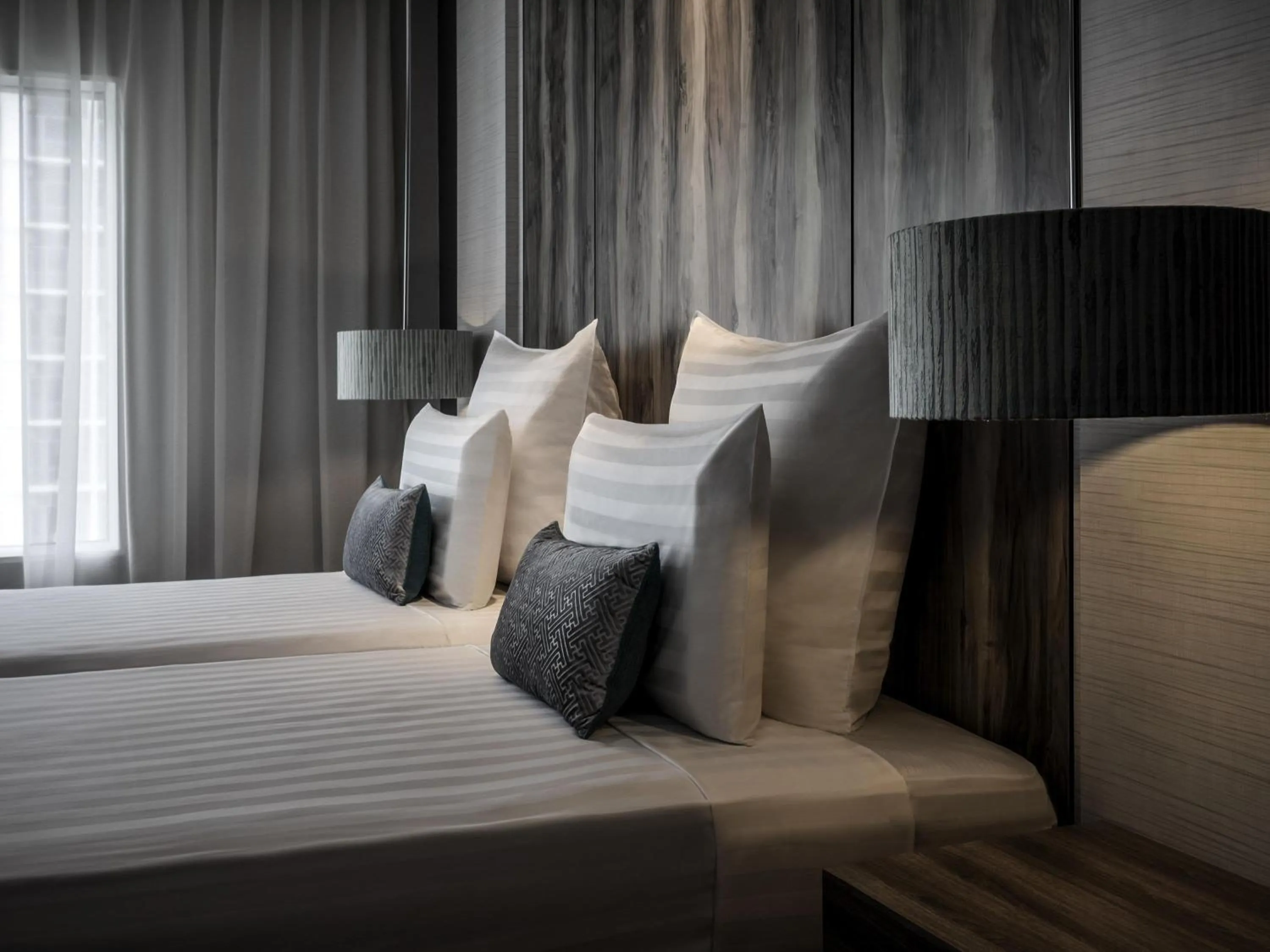 Premium Superior Twin Room in Pullman Miri Waterfront