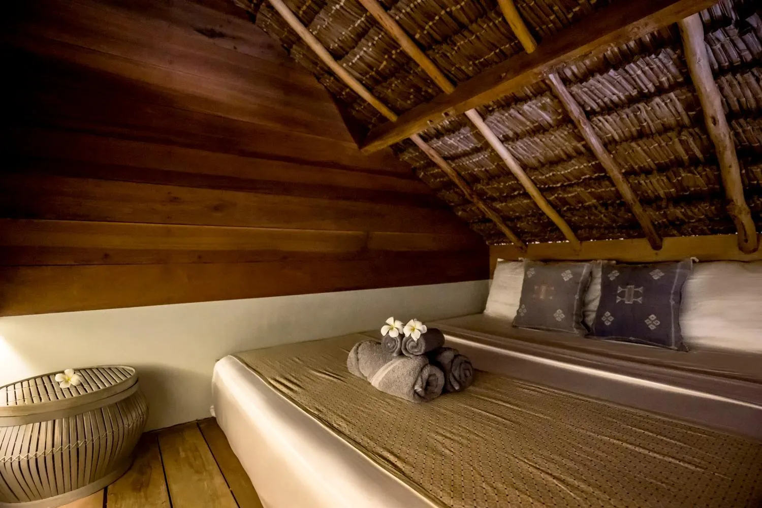 Boutique Surf Loft in Seed Resort