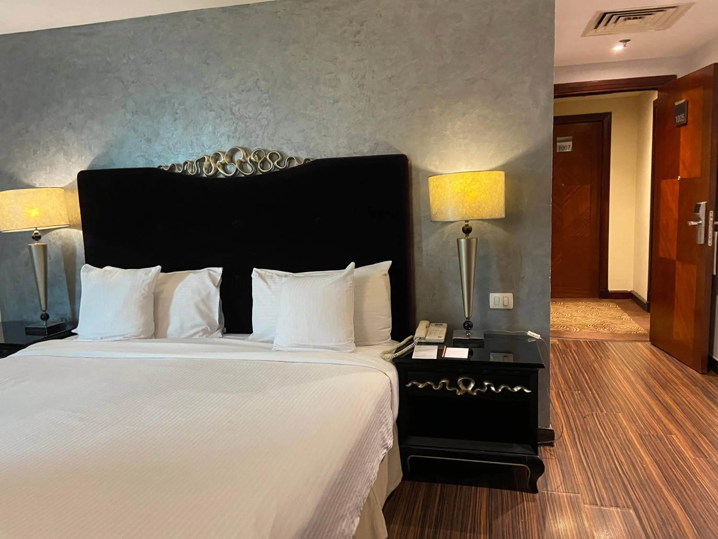 Deluxe Junior Suite in Barceló Cairo Pyramids