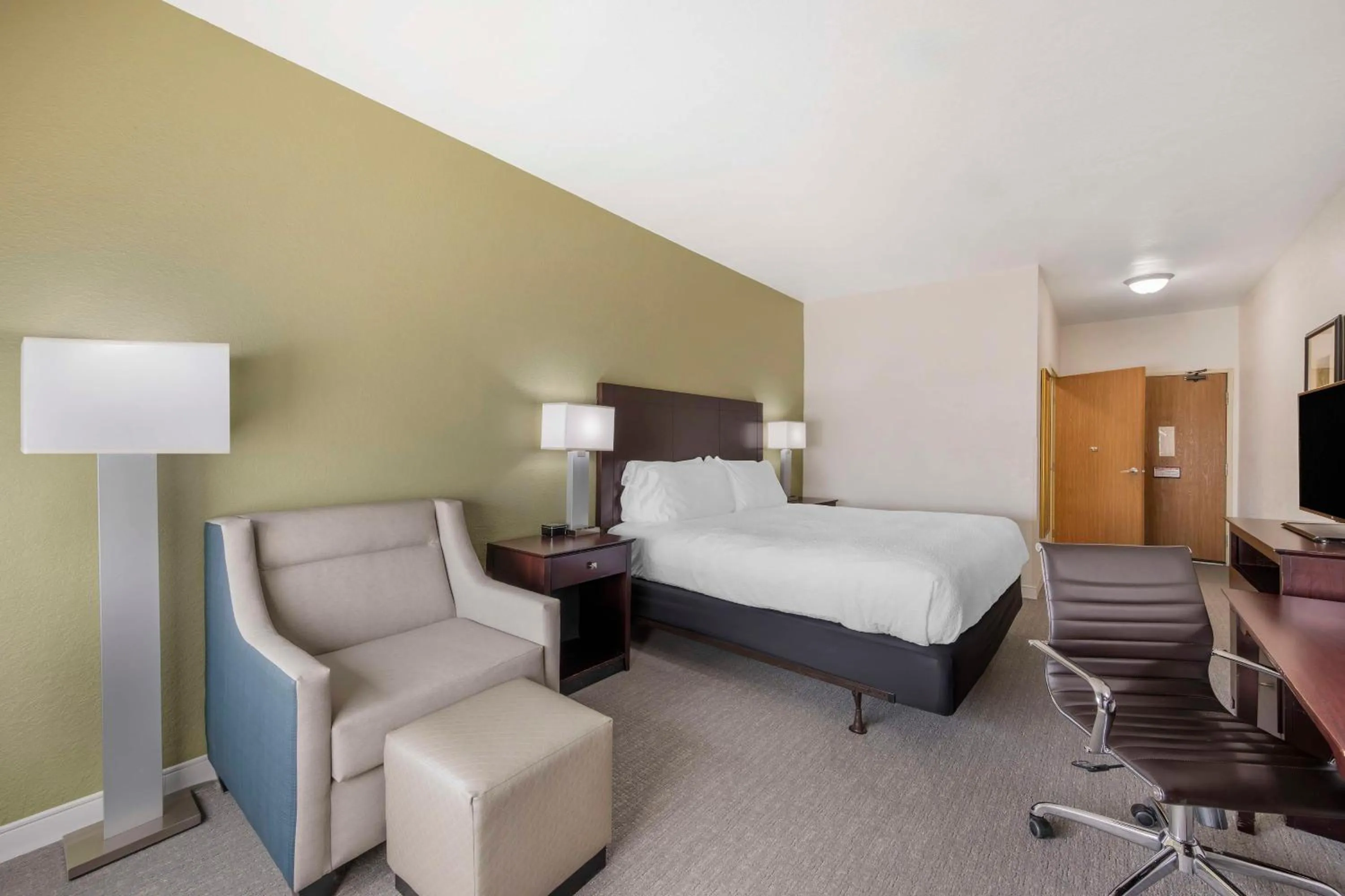 King Room - Disability Access in Best Western Celina