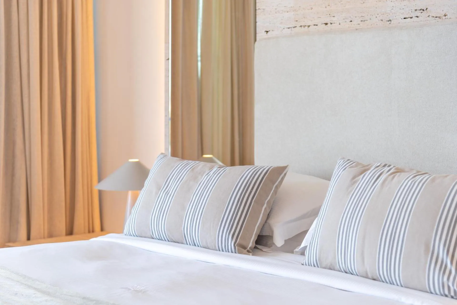 Superior Double or Twin Room with Sea View in Grecian Bay