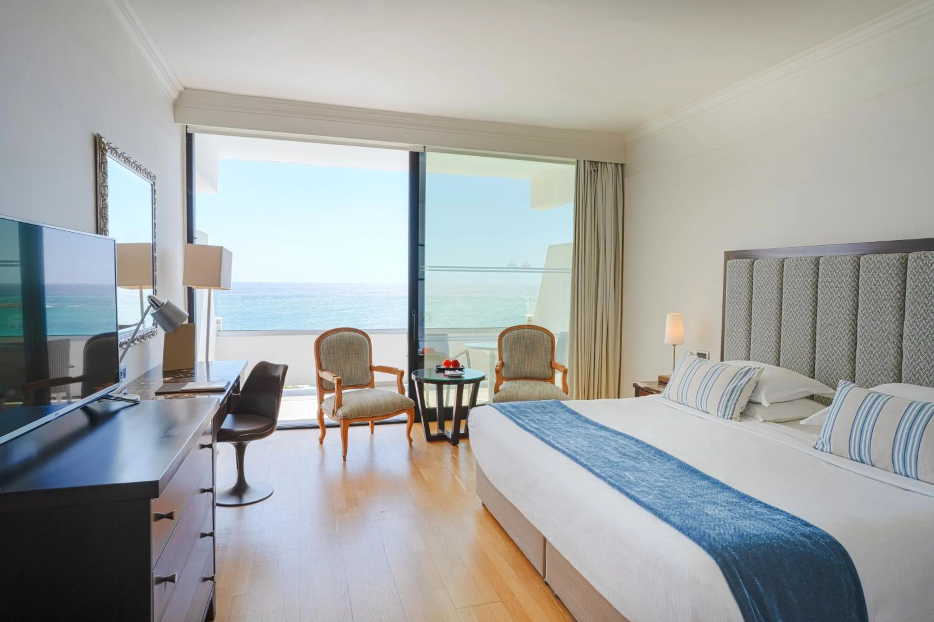 Double or Twin Room with Sea View in Grecian Bay