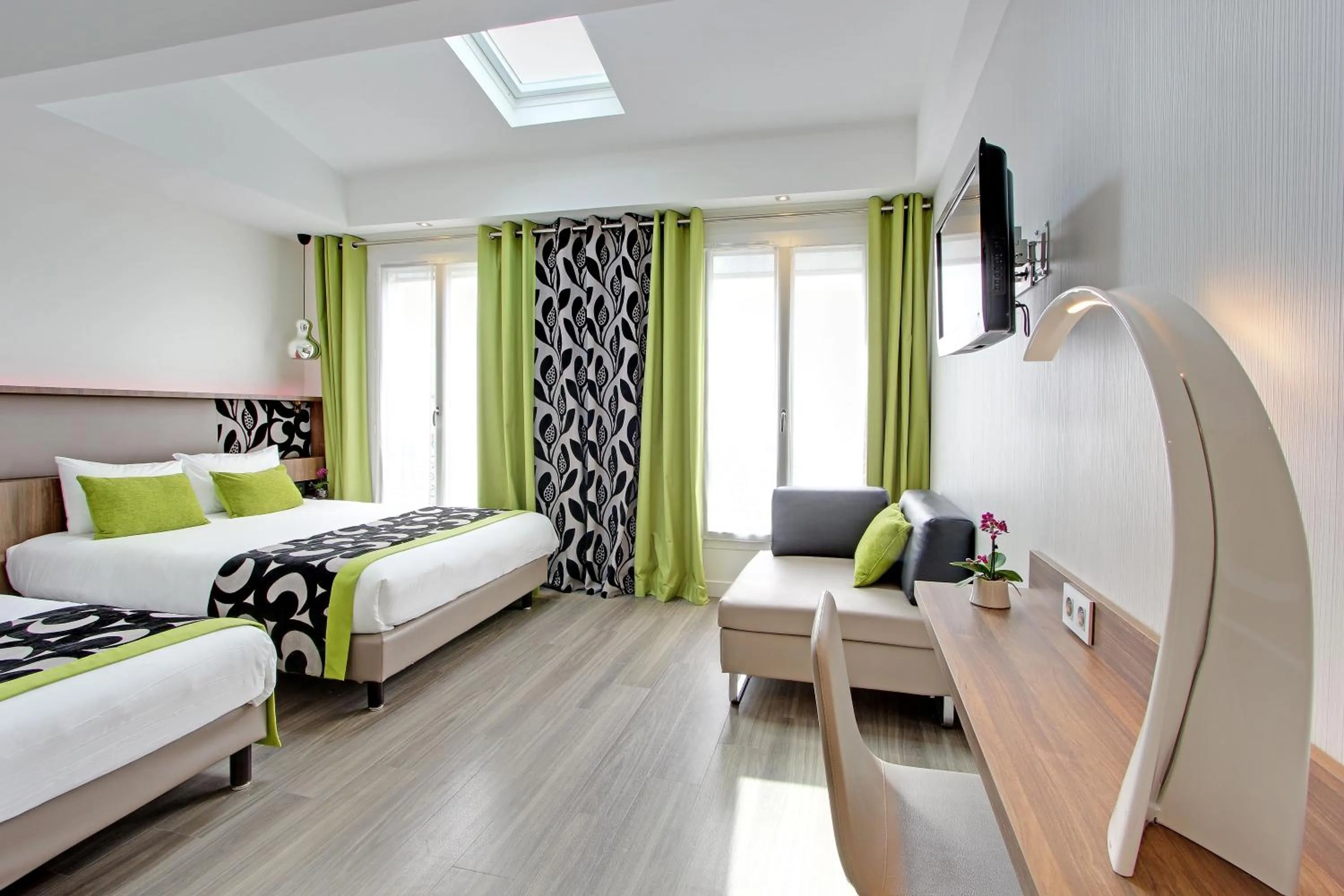 Superior Triple Room in Hotel Alhambra