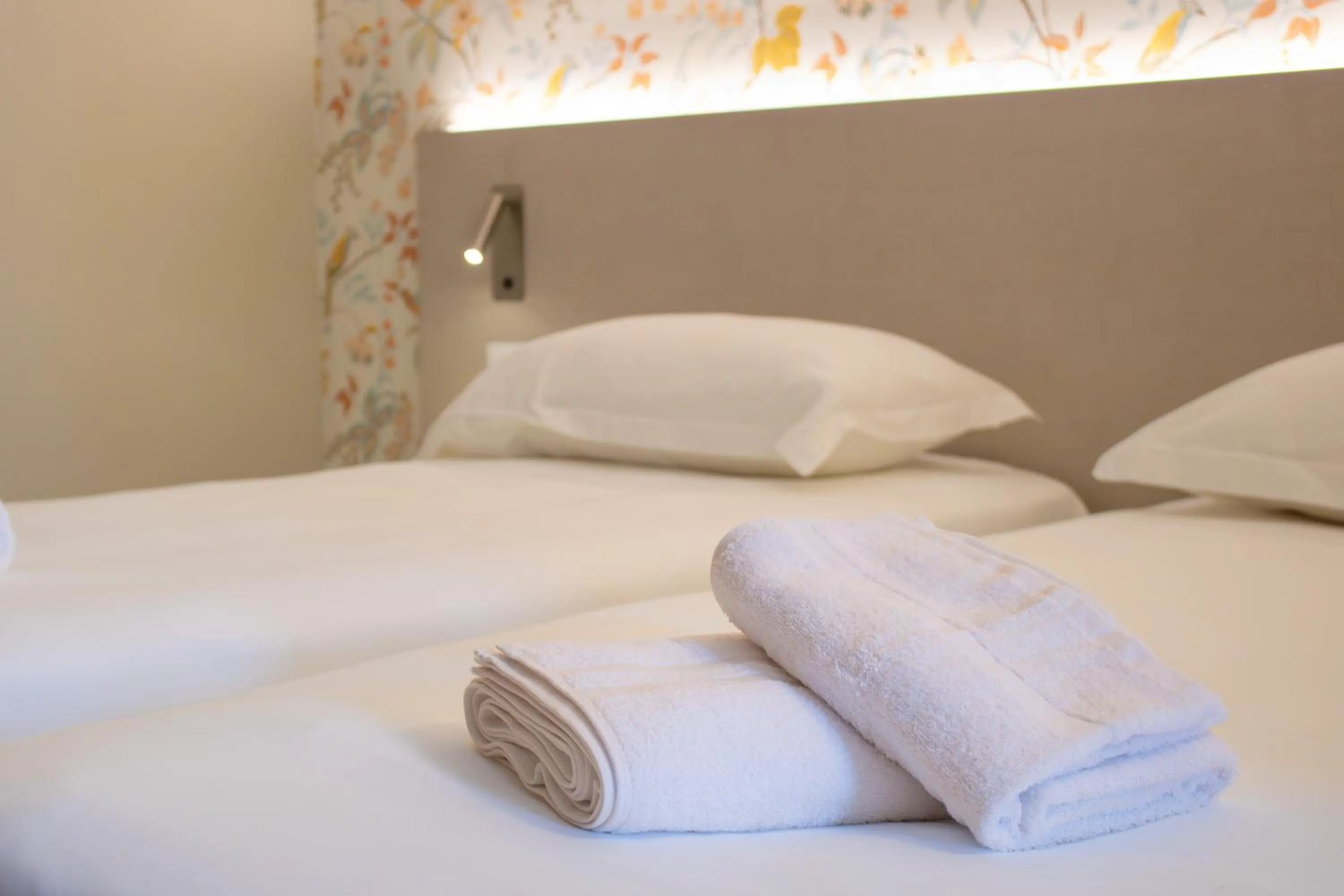 Twin Room in Brit Hotel Avignon Sud Le Calendal