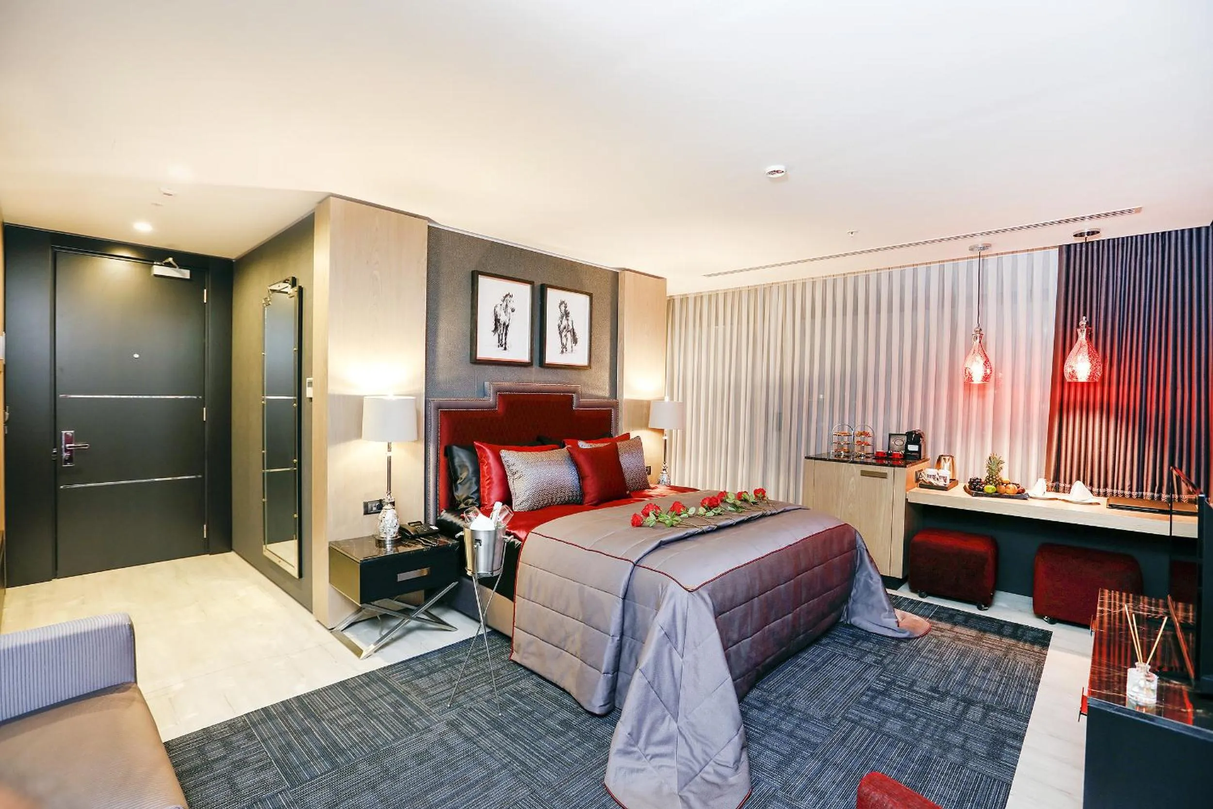 Mia Suite in Mia City Hotel