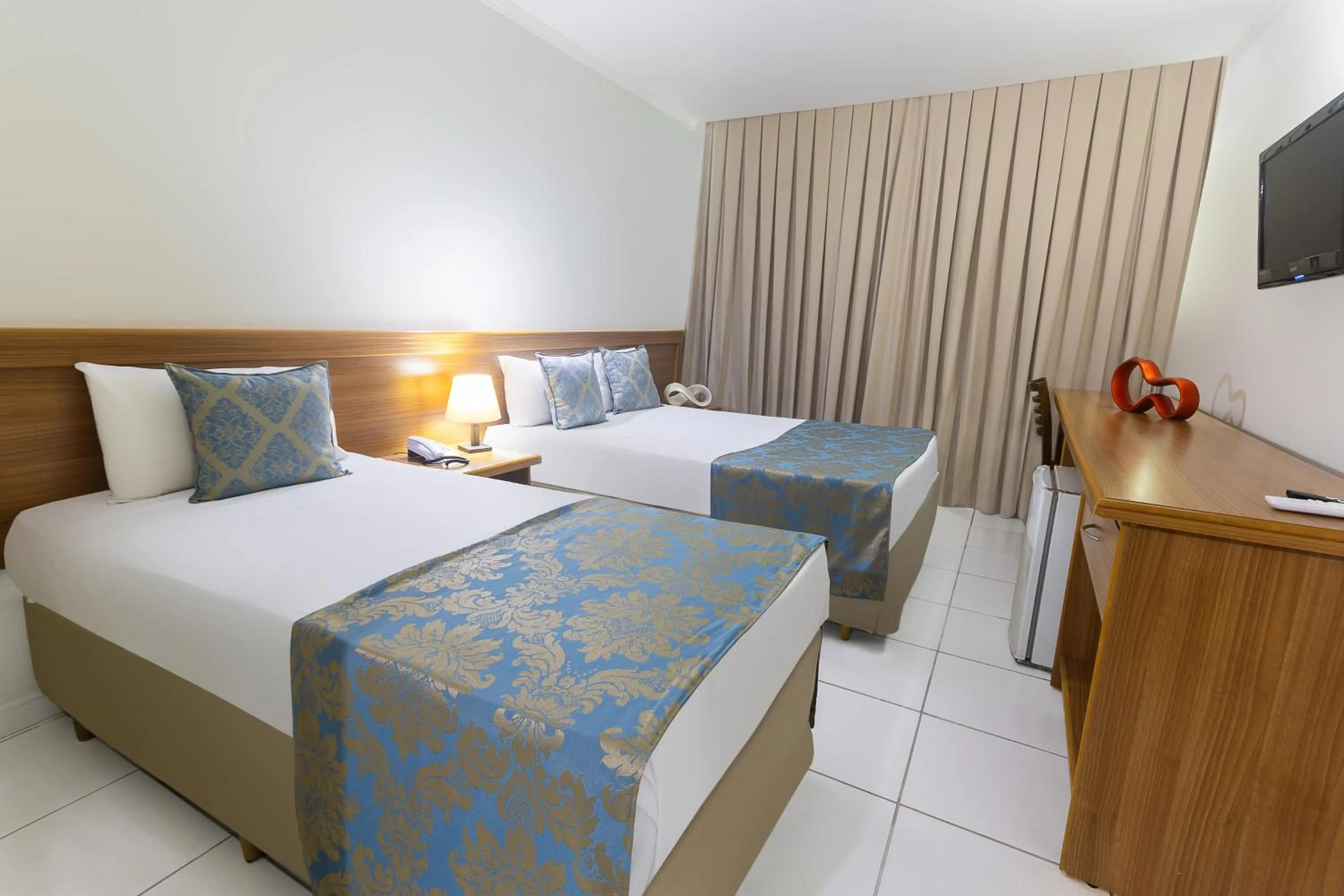Standard Twin Room in Hotel Dan Inn Express Ribeirão Preto By Nacional Inn