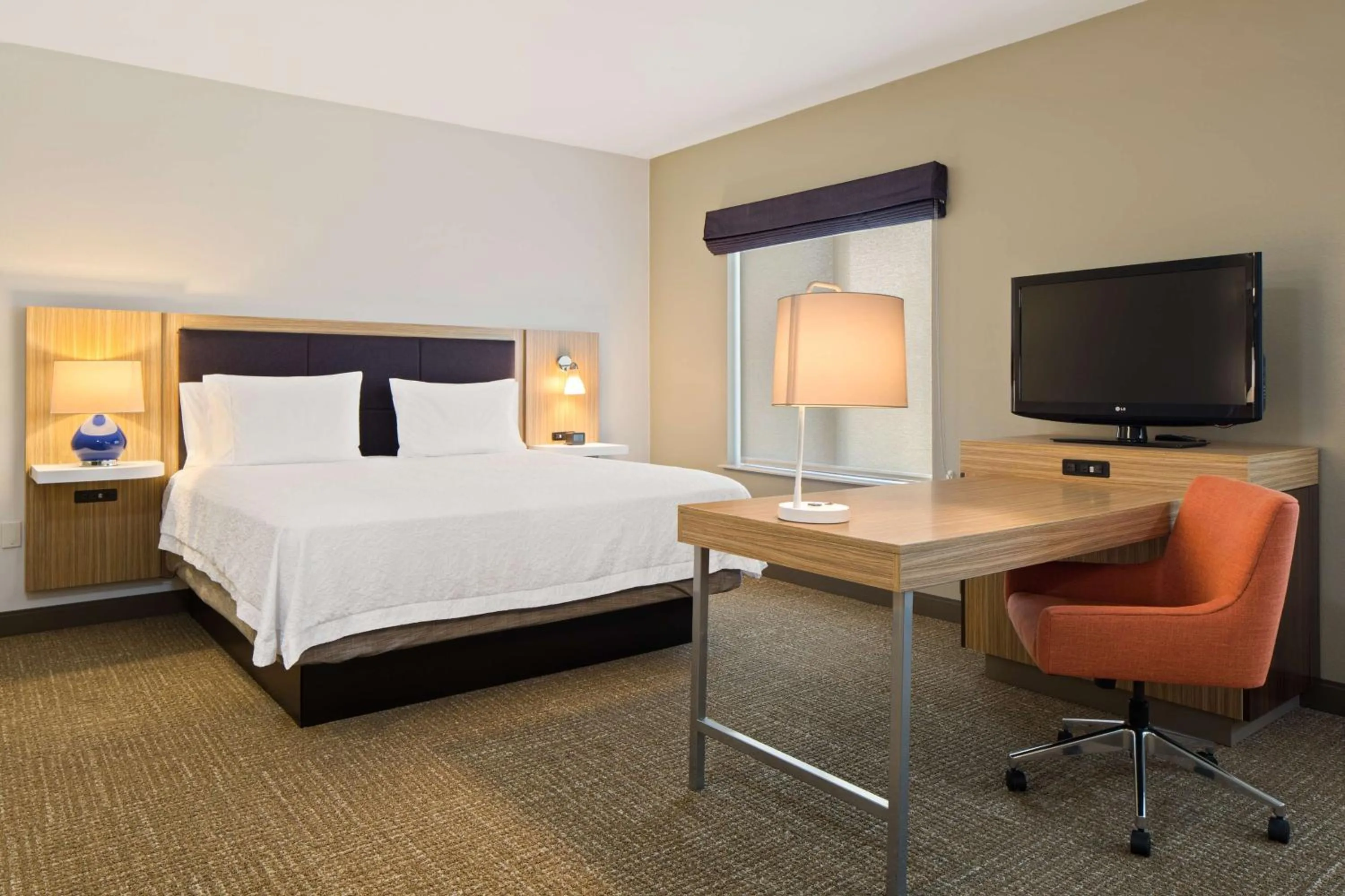 King Studio Suite with Sofa Bed - Non-Smoking in Hampton Inn & Suites by Hilton Walla Walla