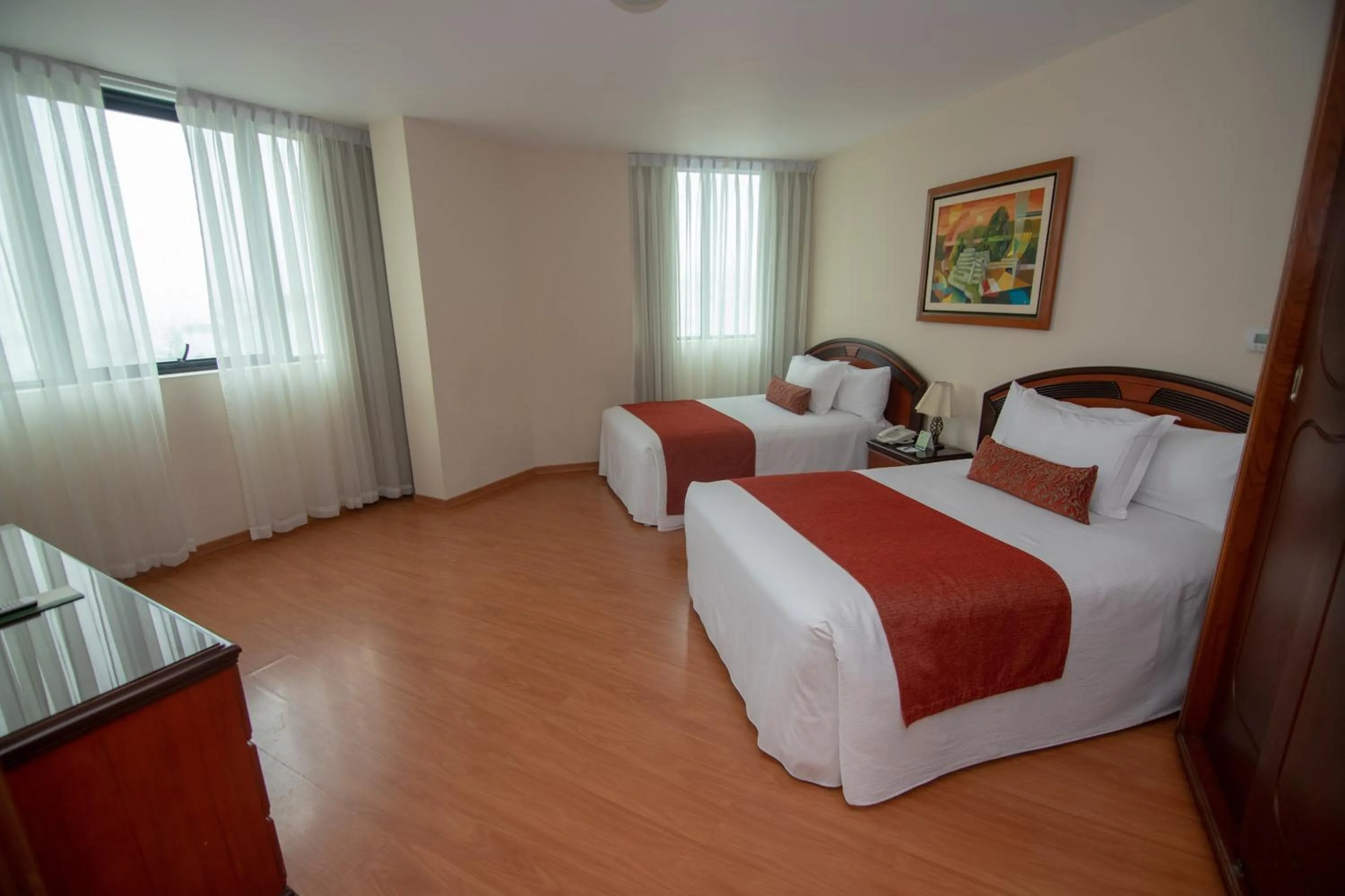 Twin Room in Miraflores Colon Hotel
