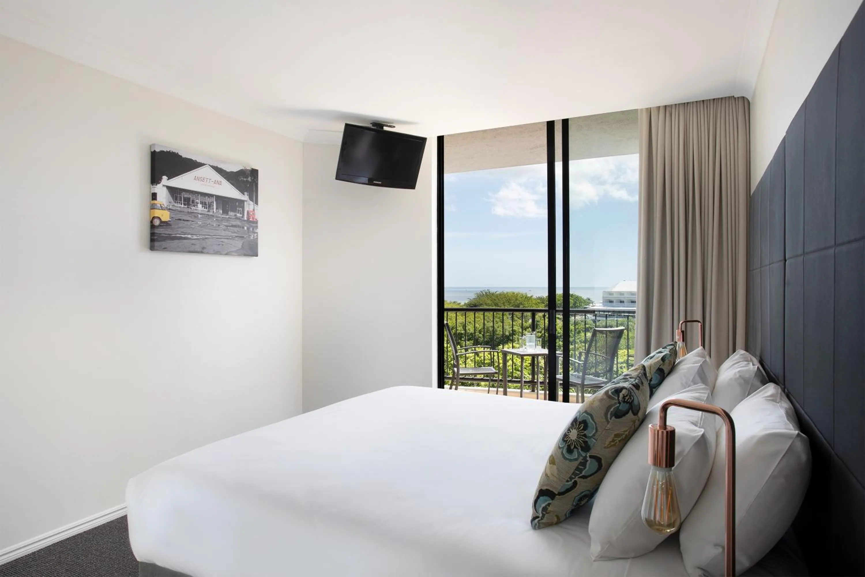 One-Bedroom Apartment with Esplanade View in Mantra Esplanade