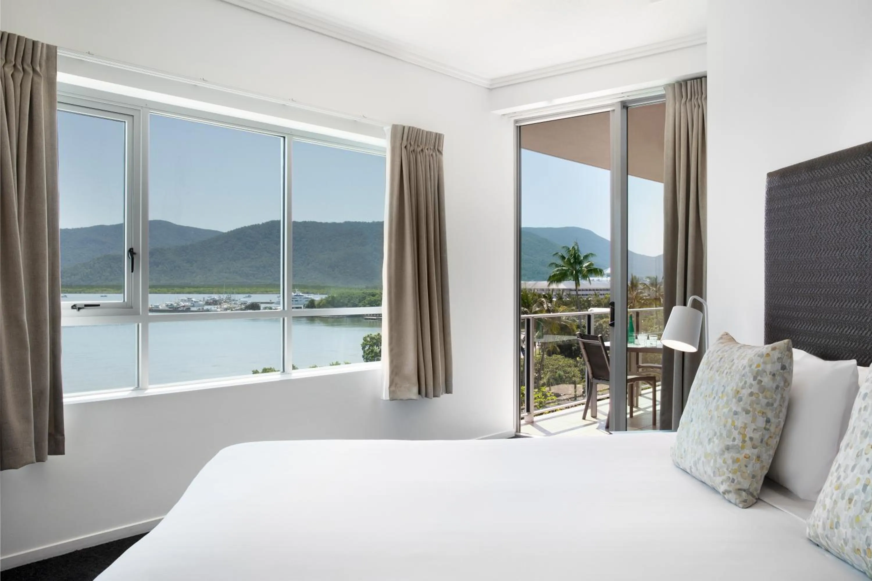 One-Bedroom Apartment with Sea View in Mantra Trilogy