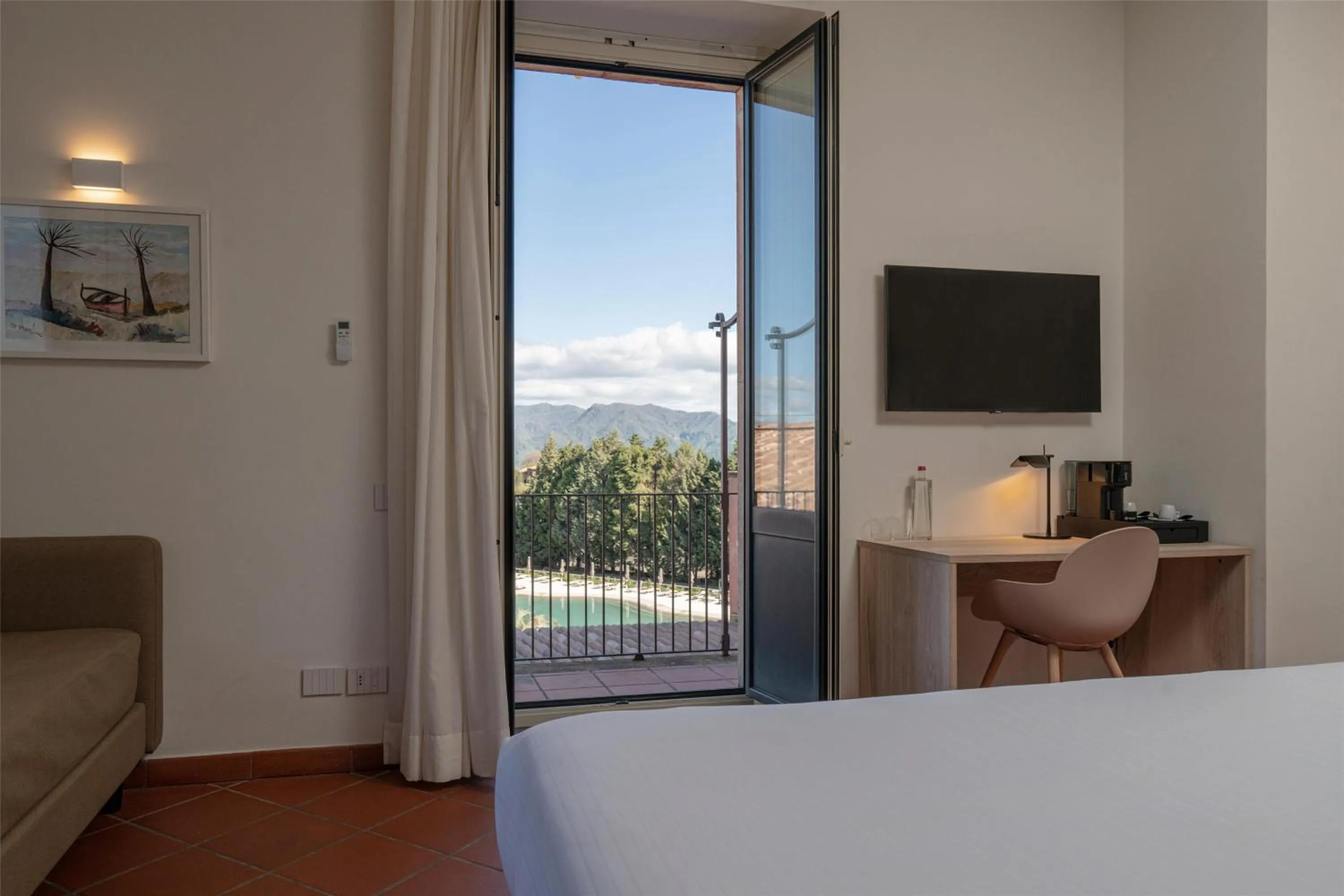 Club House Twin Room with Sofa and Balcony in Picciolo Etna Golf Resort & Spa, Curio Collection by Hilton