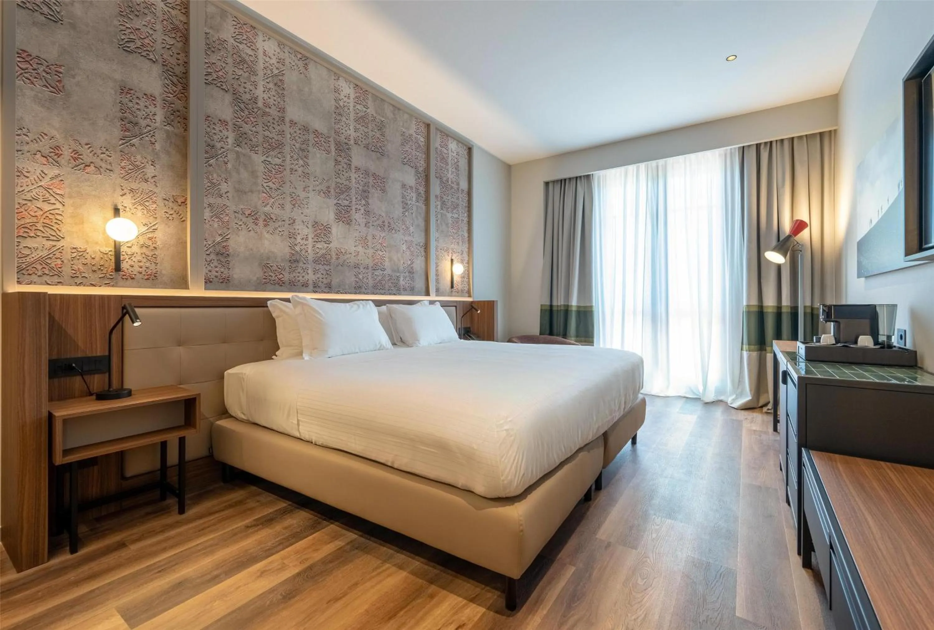 Deluxe Twin Room with Balcony in Picciolo Etna Golf Resort & Spa, Curio Collection by Hilton