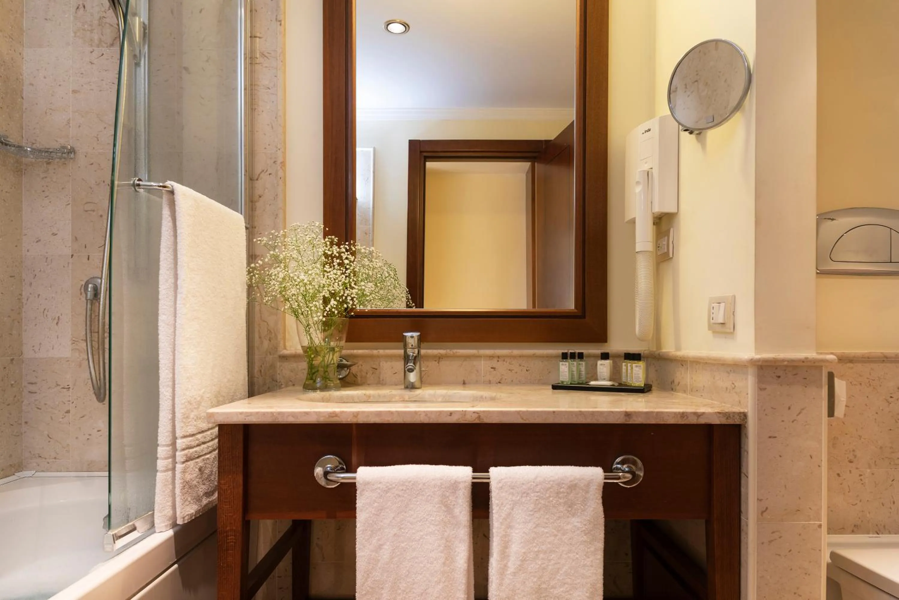 Suite with Spa Access in Picciolo Etna Golf Resort & Spa, Curio Collection by Hilton