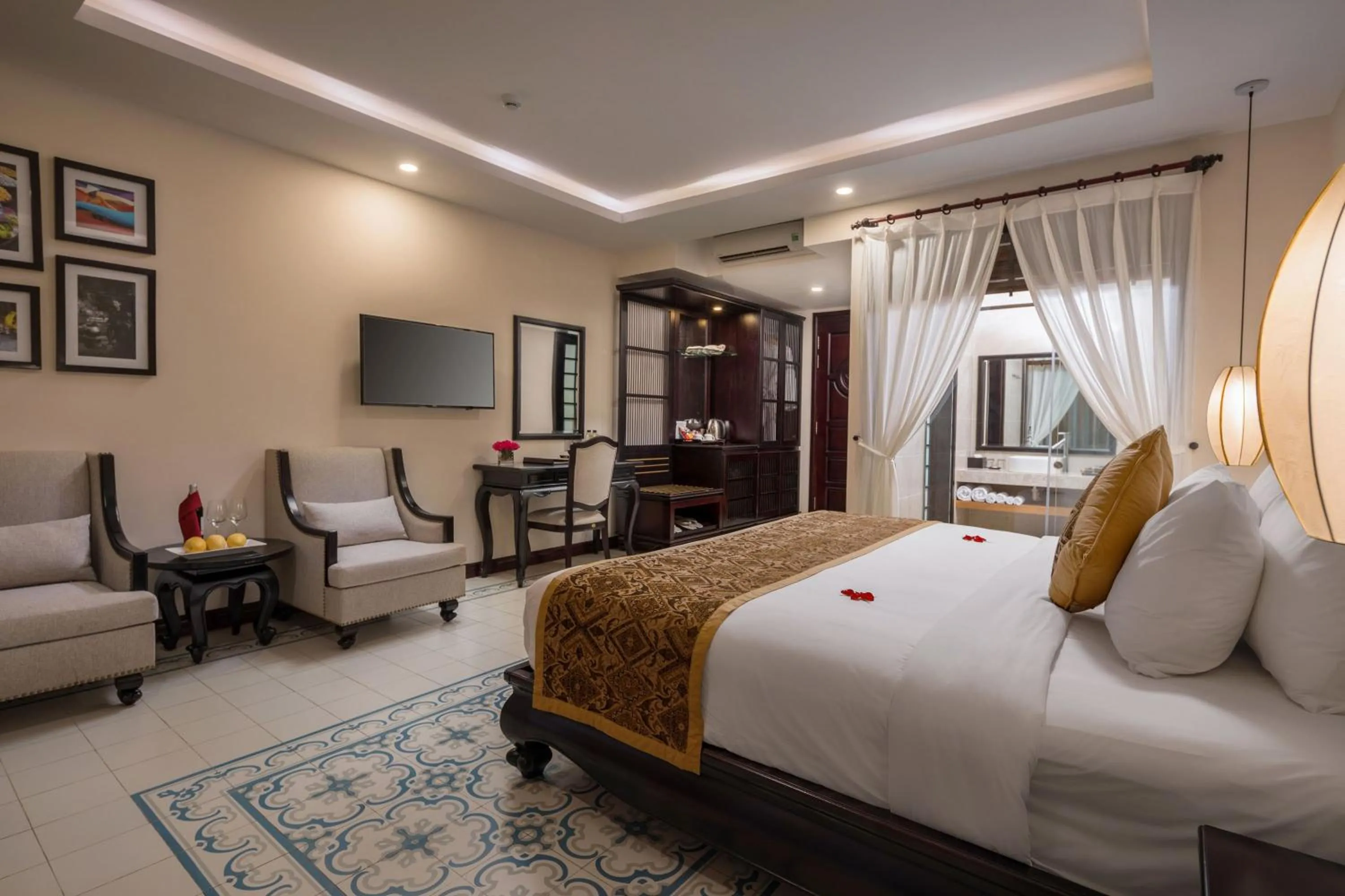 Deluxe Double or Twin Room in Silkotel Hoi An