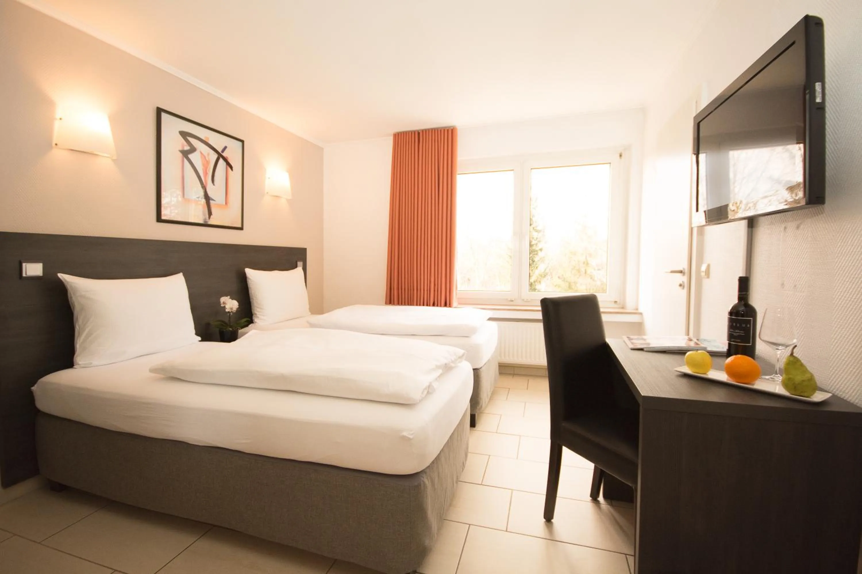 Standard Twin Room in BIVIUS Hotel Restaurant Luxembourg