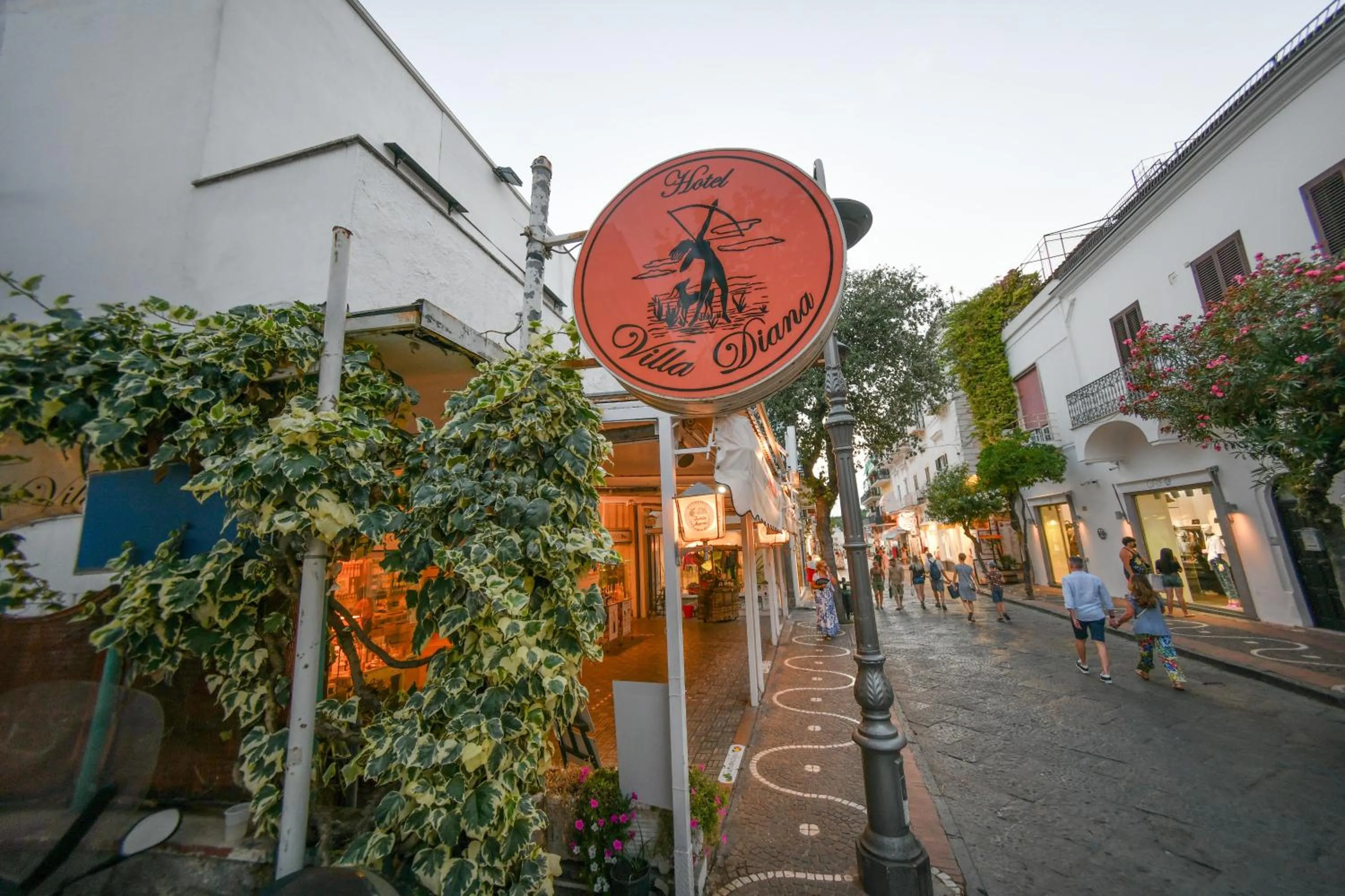 Villa Diana - Beach & Rooms