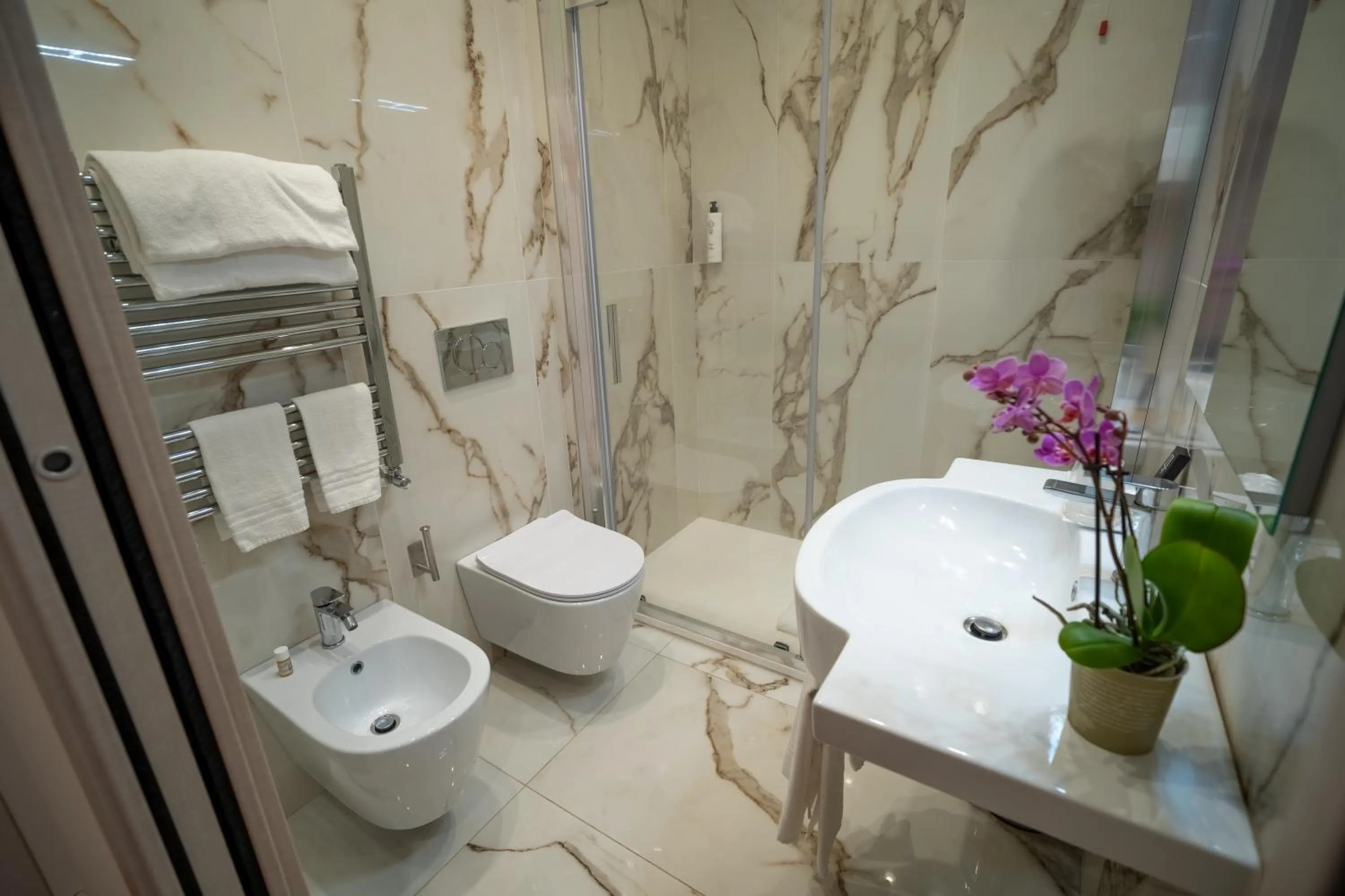 Superior Double or Twin Room with Sea View in Plaza Hotel Catania