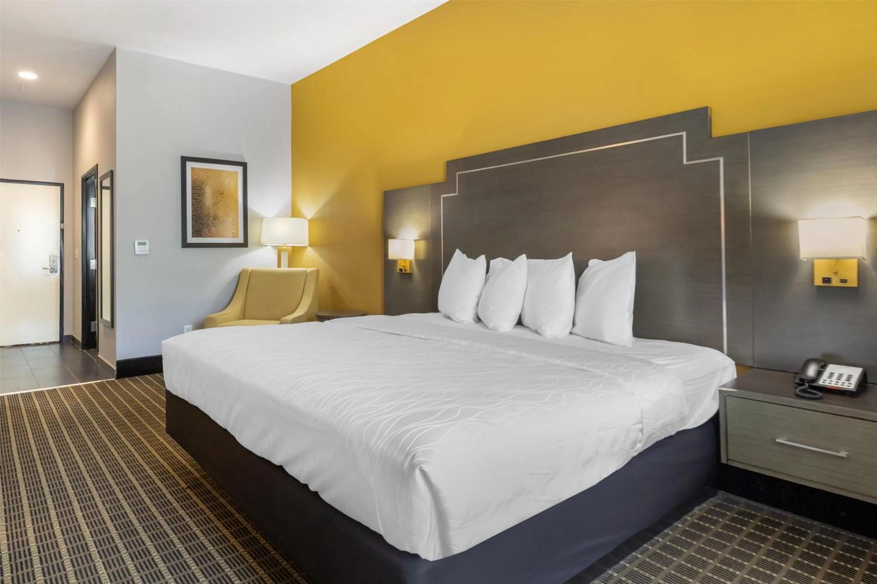 King Room in Best Western Plus Regency Park