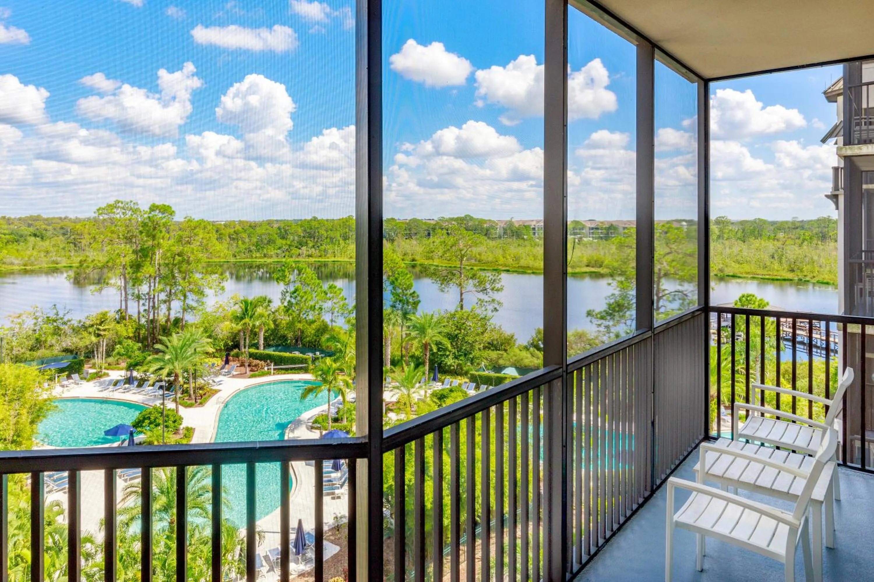 Three Bedroom Suite ADA Accessible Bathtub (Free Water Park Access) in The Grove Resort & Water Park Orlando