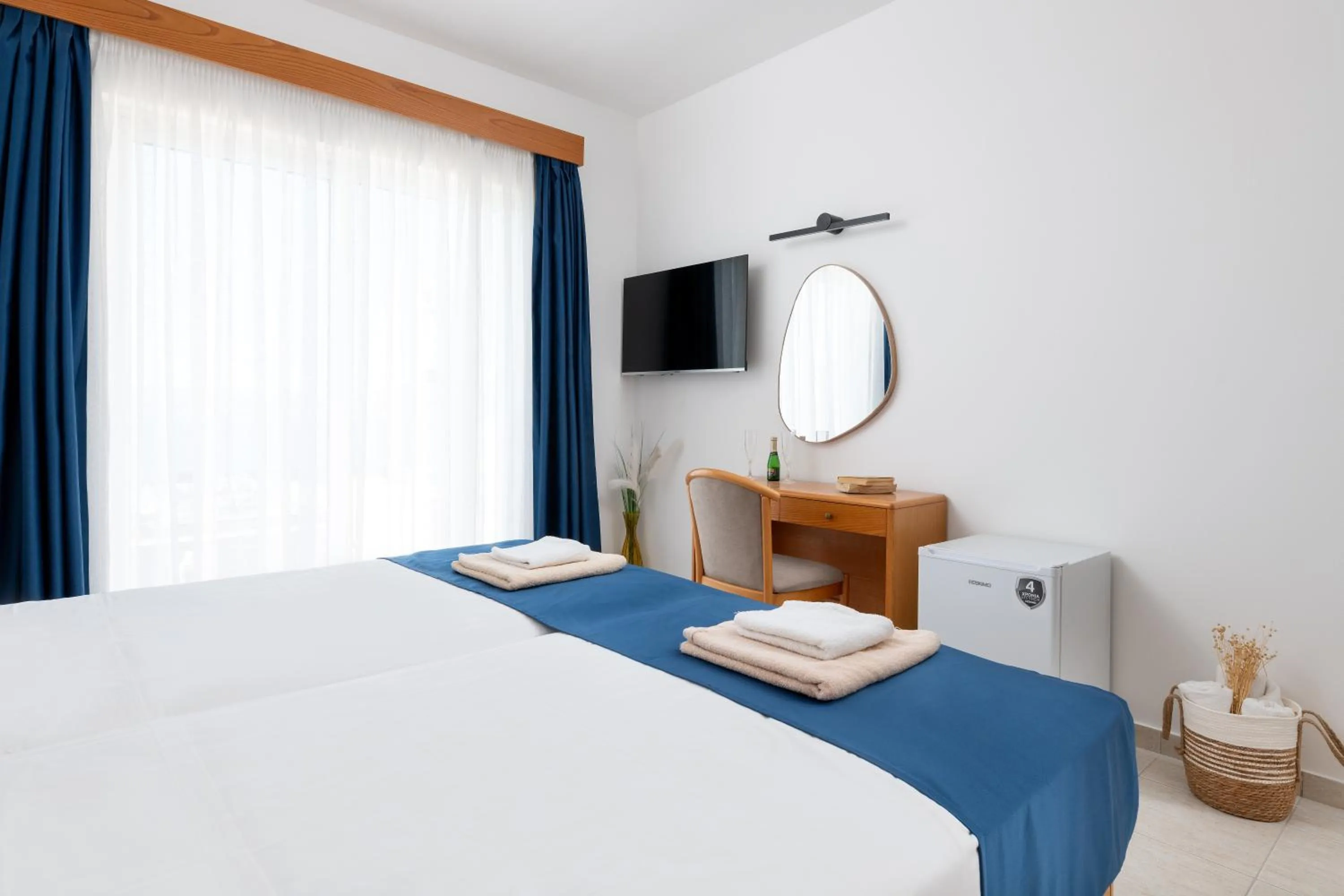 Deluxe Double Room with Balcony and Sea View in Lindos Nest