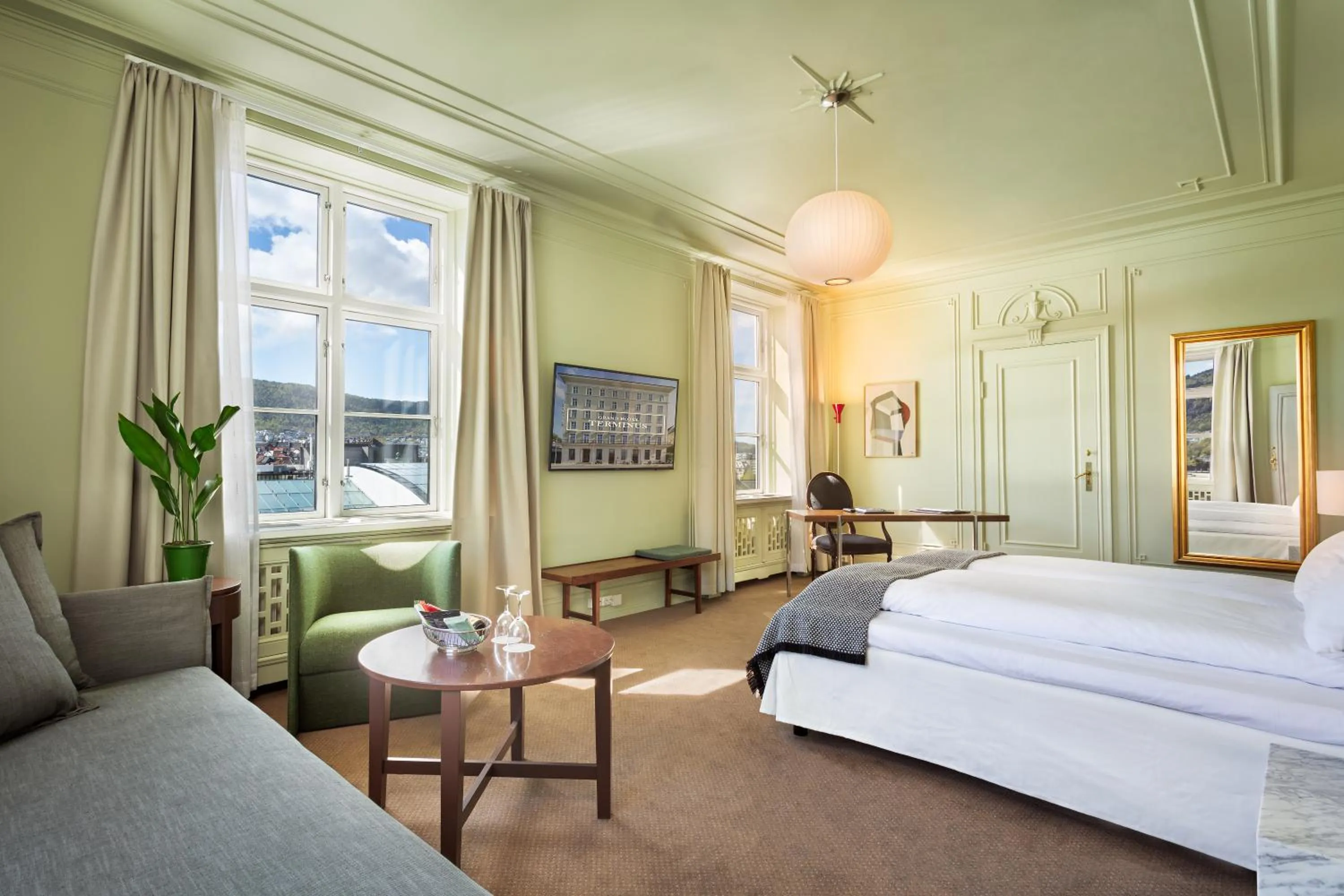 Junior King Suite - single occupancy in Grand Hotel Terminus