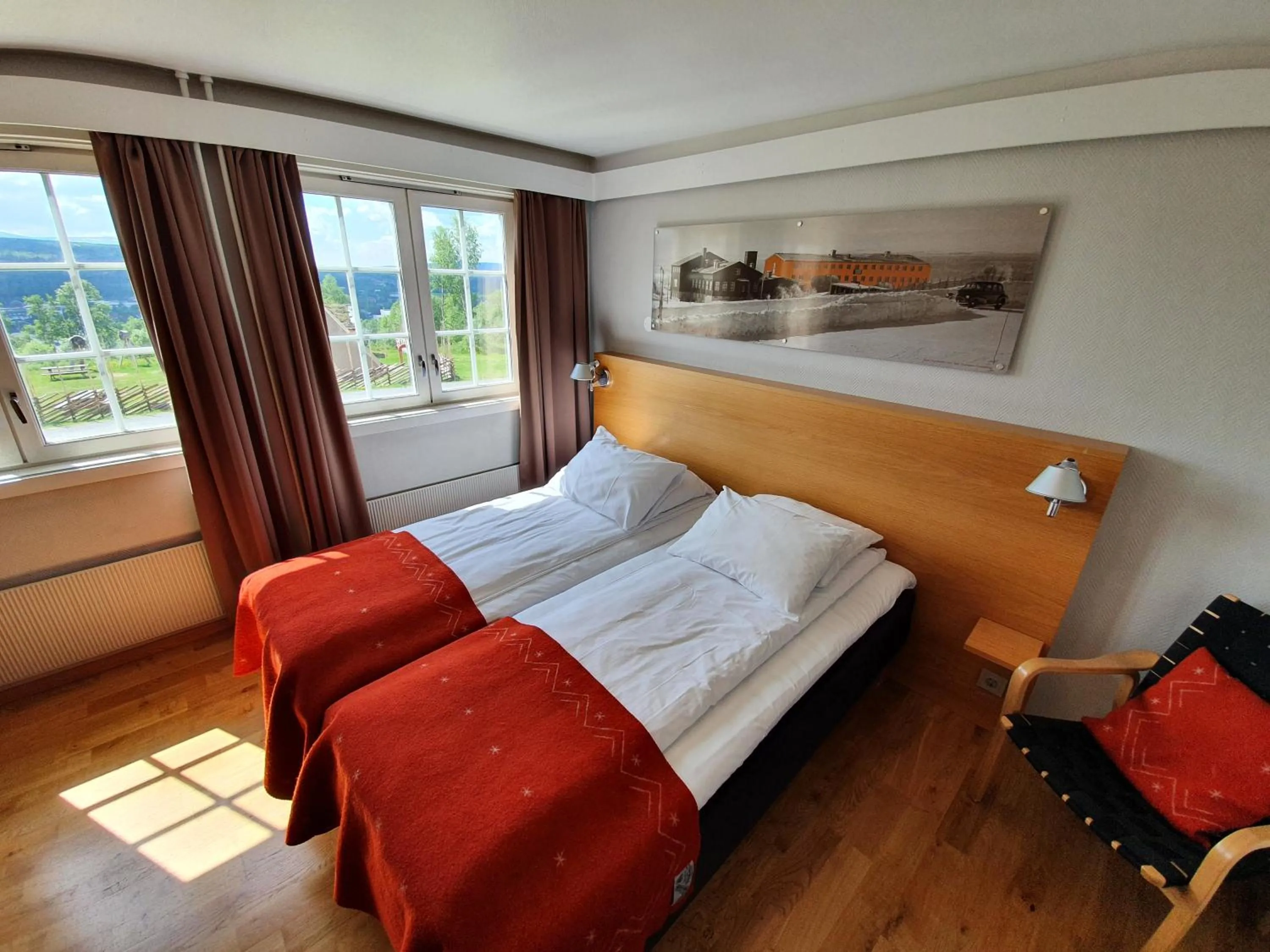 Standard Twin Room with access to pool - single occupancy in Røros Hotell - Bad & Velvære