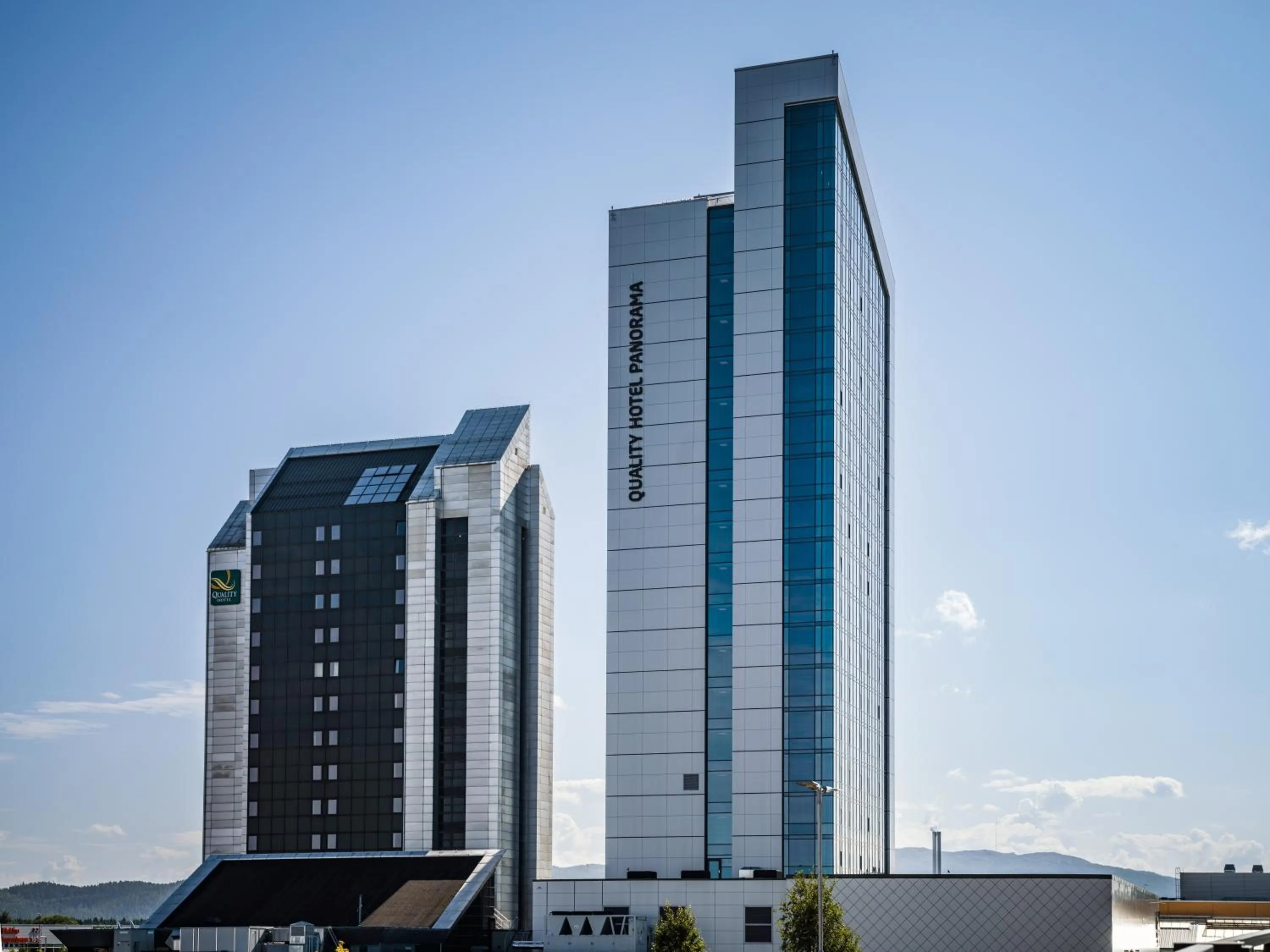 Facade/entrance in Quality Hotel Panorama