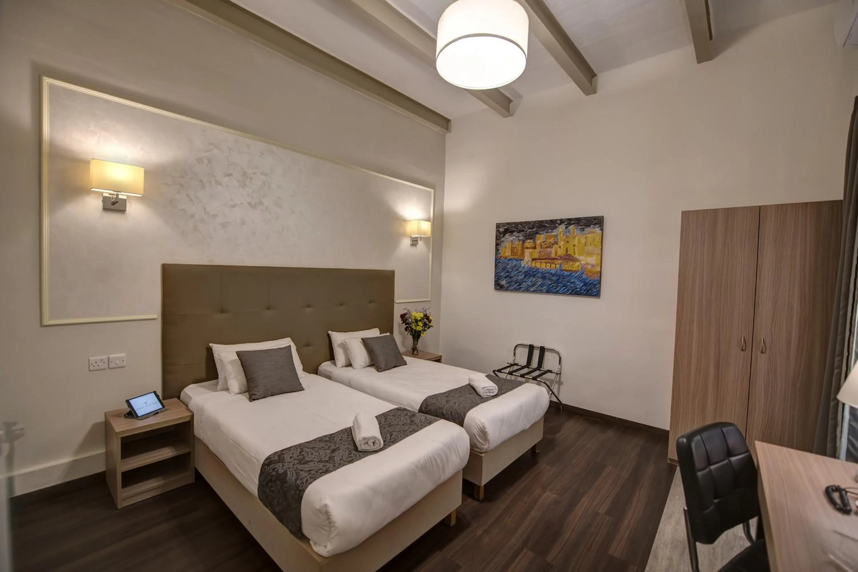 Standard Double or Twin Room in Europa Hotel