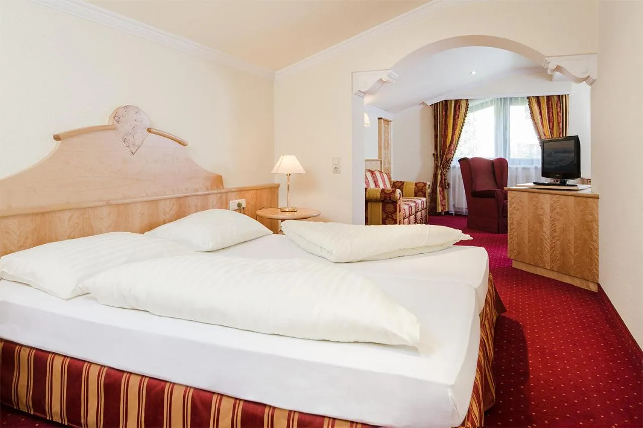 Triple Room - single occupancy in Hotel Jenbacherhof B&B