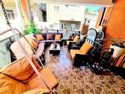 Property building in Qeroli old town