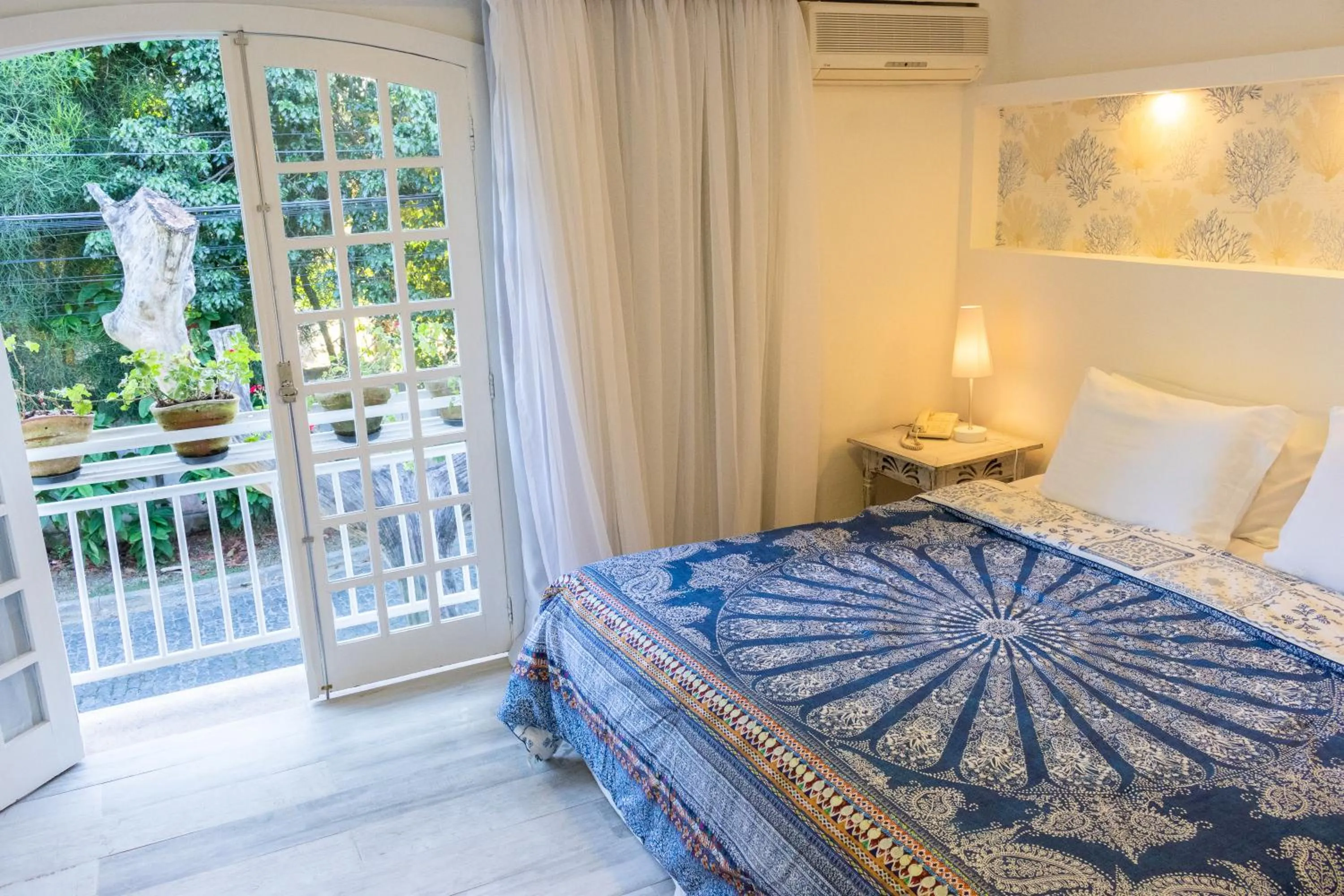 Superior Double Room in Auberge de la Langouste