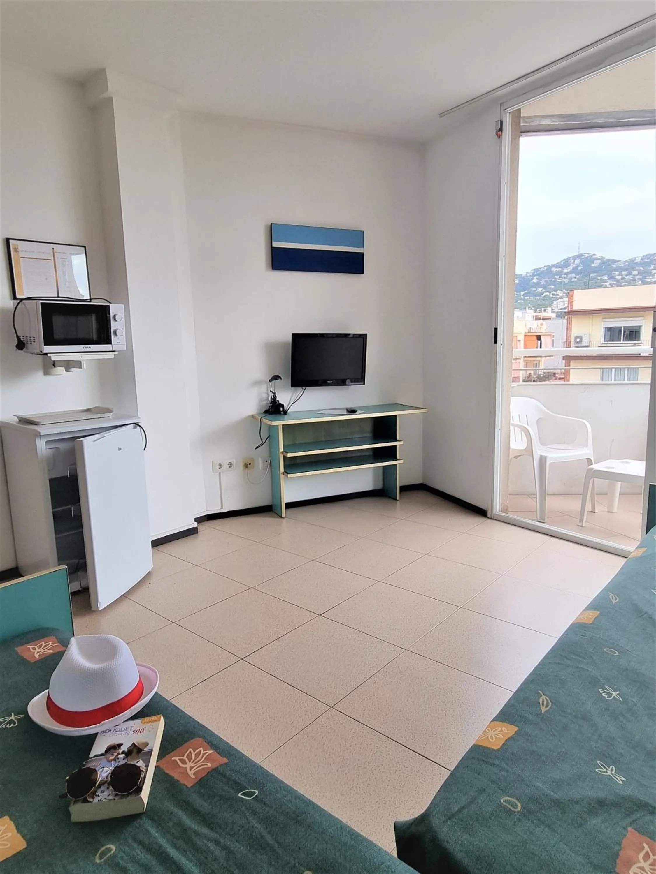 One-Bedroom Apartment in Apartments Lloret Sun