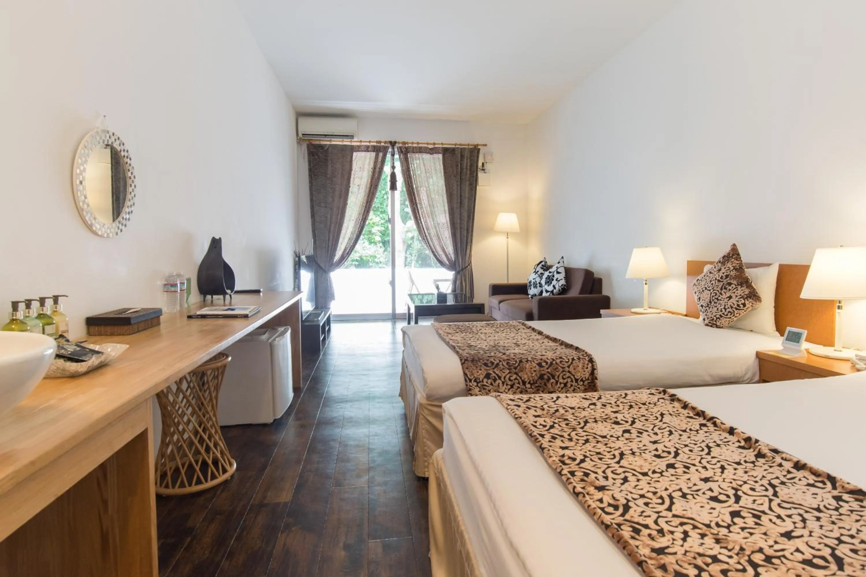 Deluxe Twin Room - single occupancy in Nata Beach Villa