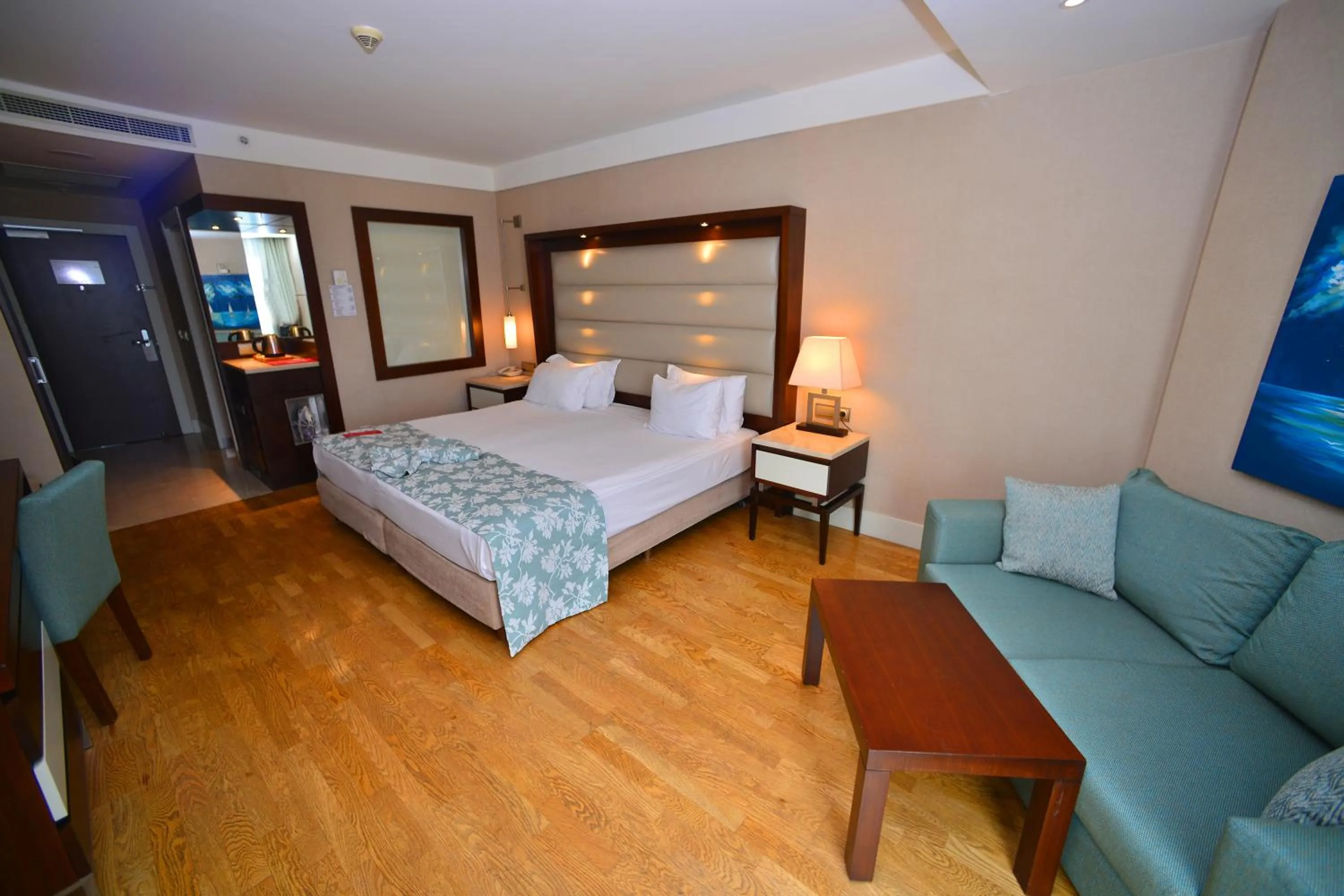 Deluxe Room with Side Sea View - single occupancy in Ramada Plaza Antalya