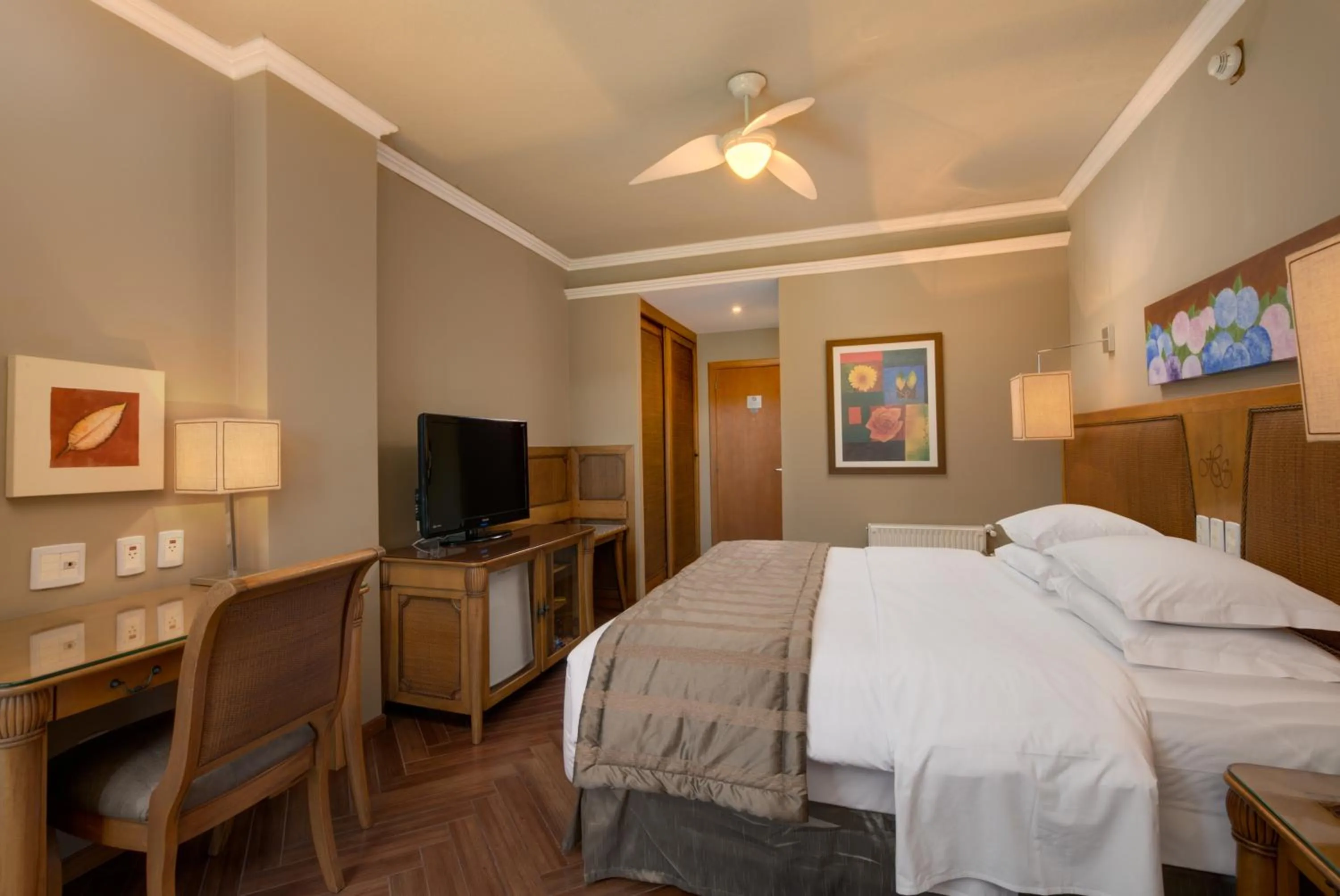 Premier Room in Wish Serrano Resort