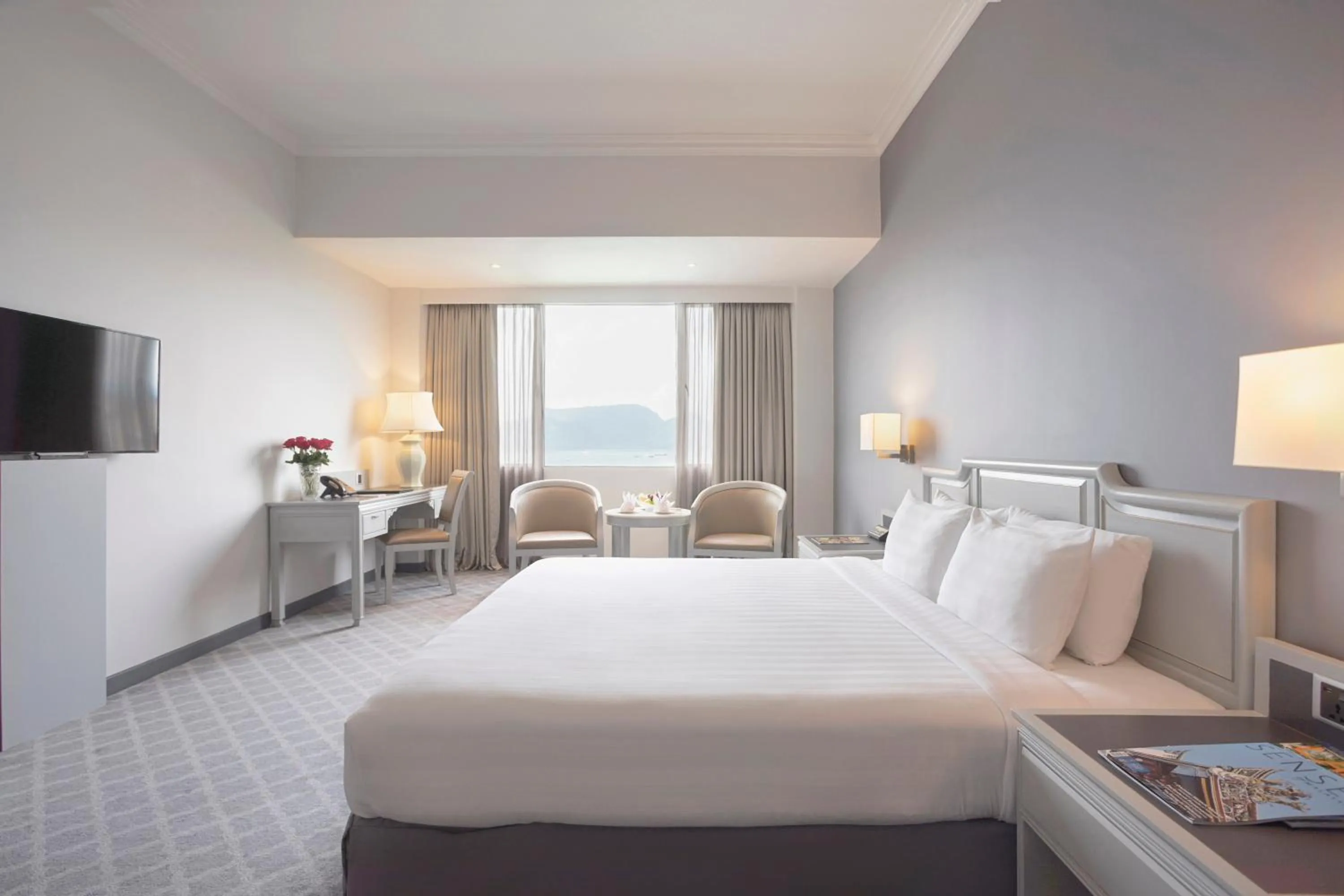 Premier King Room with Sea View in Bayview Hotel Langkawi