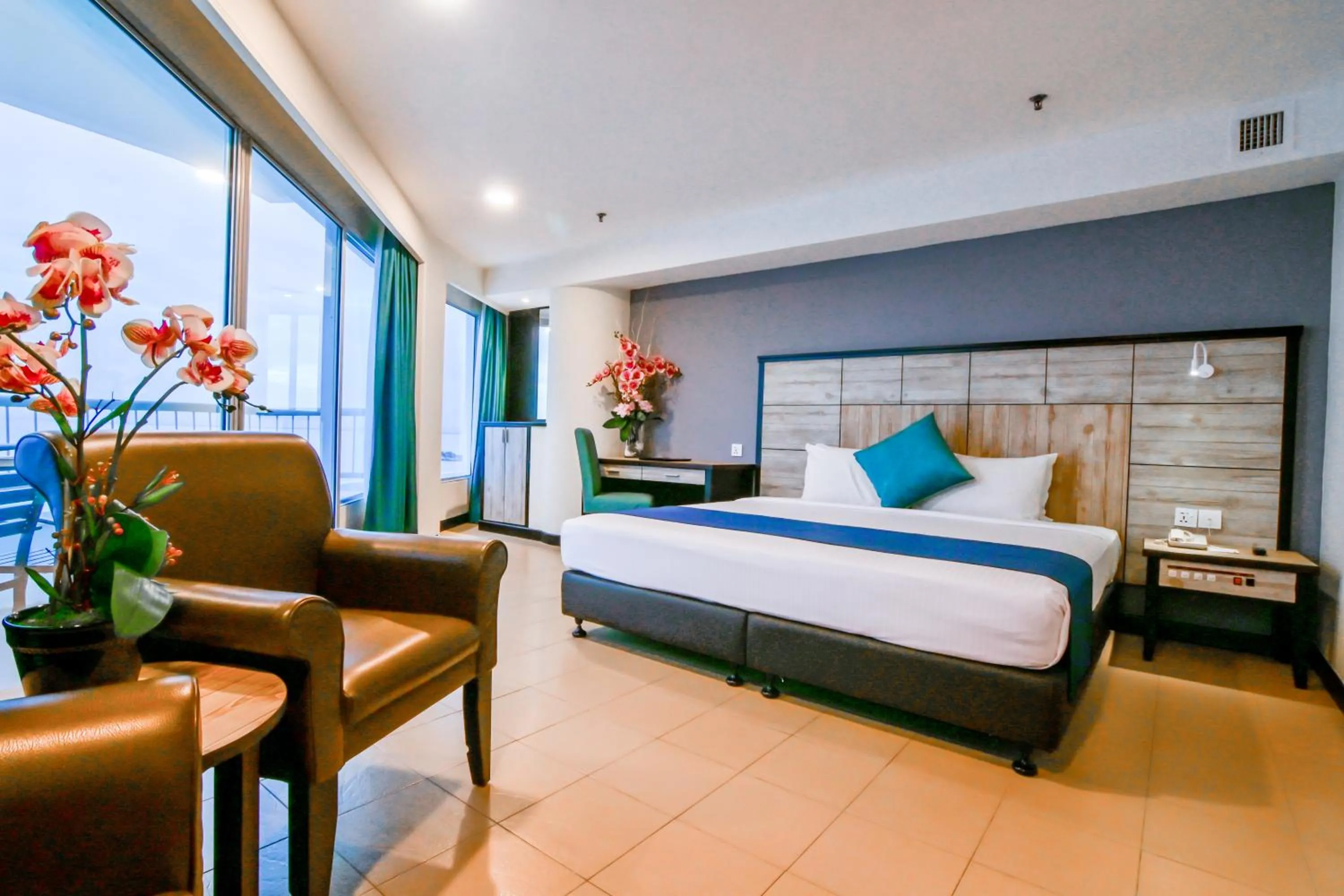 Two-Bedroom Suite (Newly Renovated) in Flamingo Hotel by the Beach, Penang