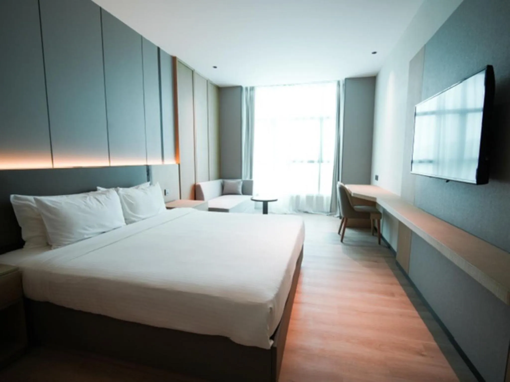 Deluxe King Room - single occupancy in The Inn